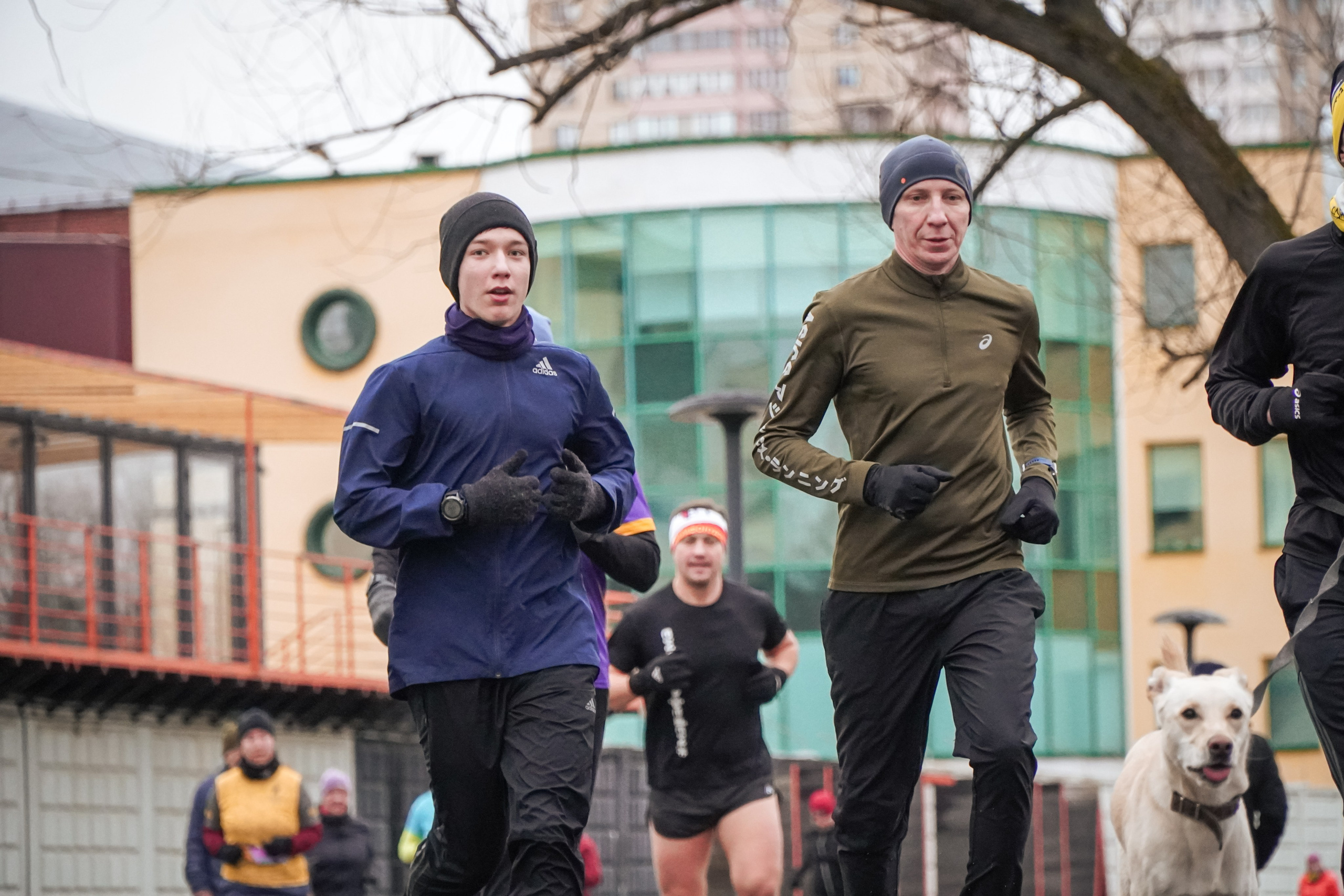 5 вёрст Реутов 16.11.2024. Роман Капилюшов. Бег. Фото. Видео. г. Люберцы