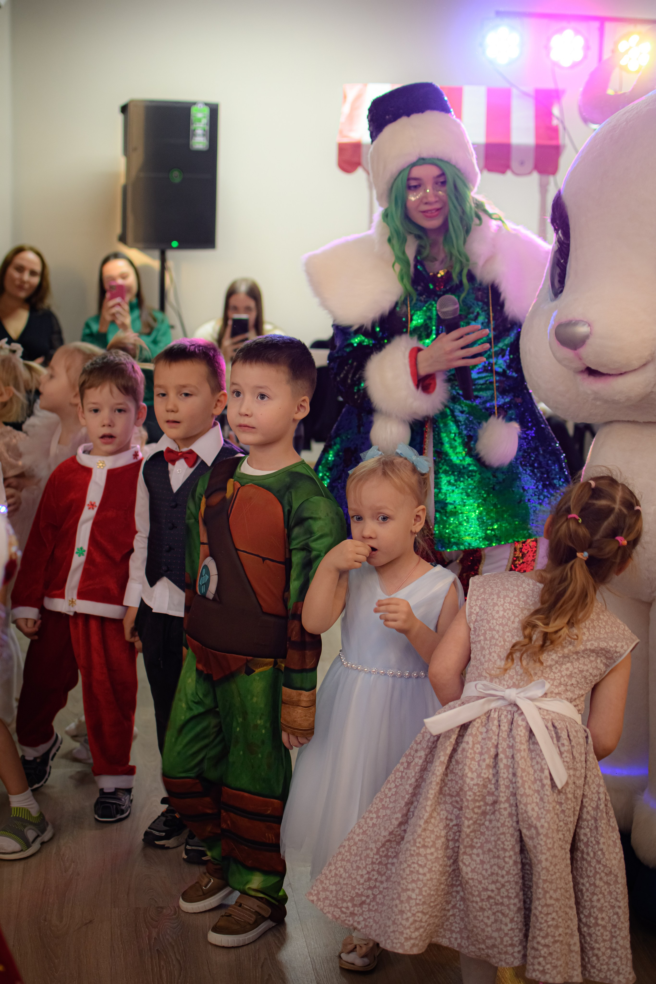 HAPPY NEW YEAR. Photokarish