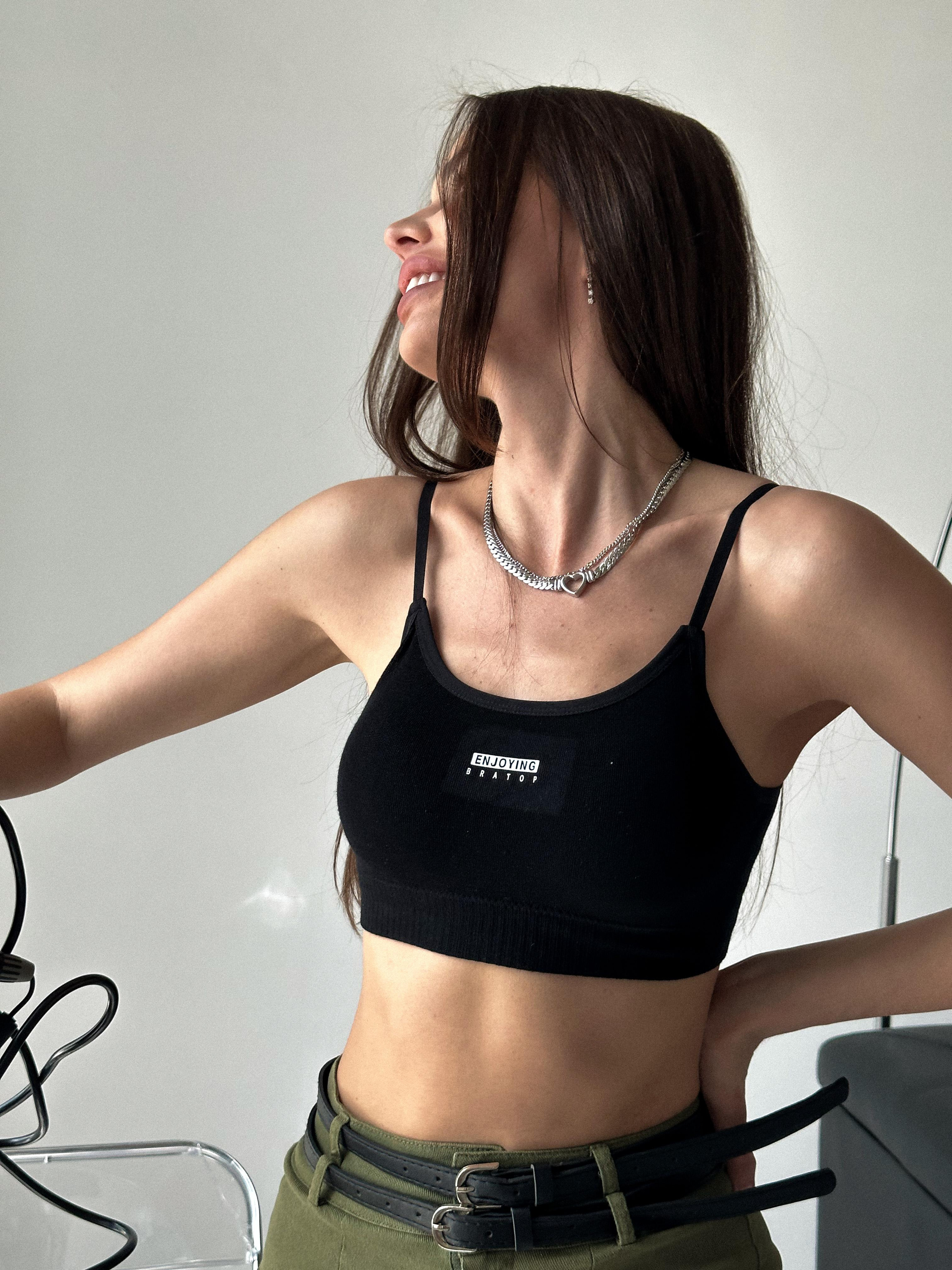 Контент съемка для магазина одежды. Контент фотограф в Ростове-на-Дону Яна Каушан