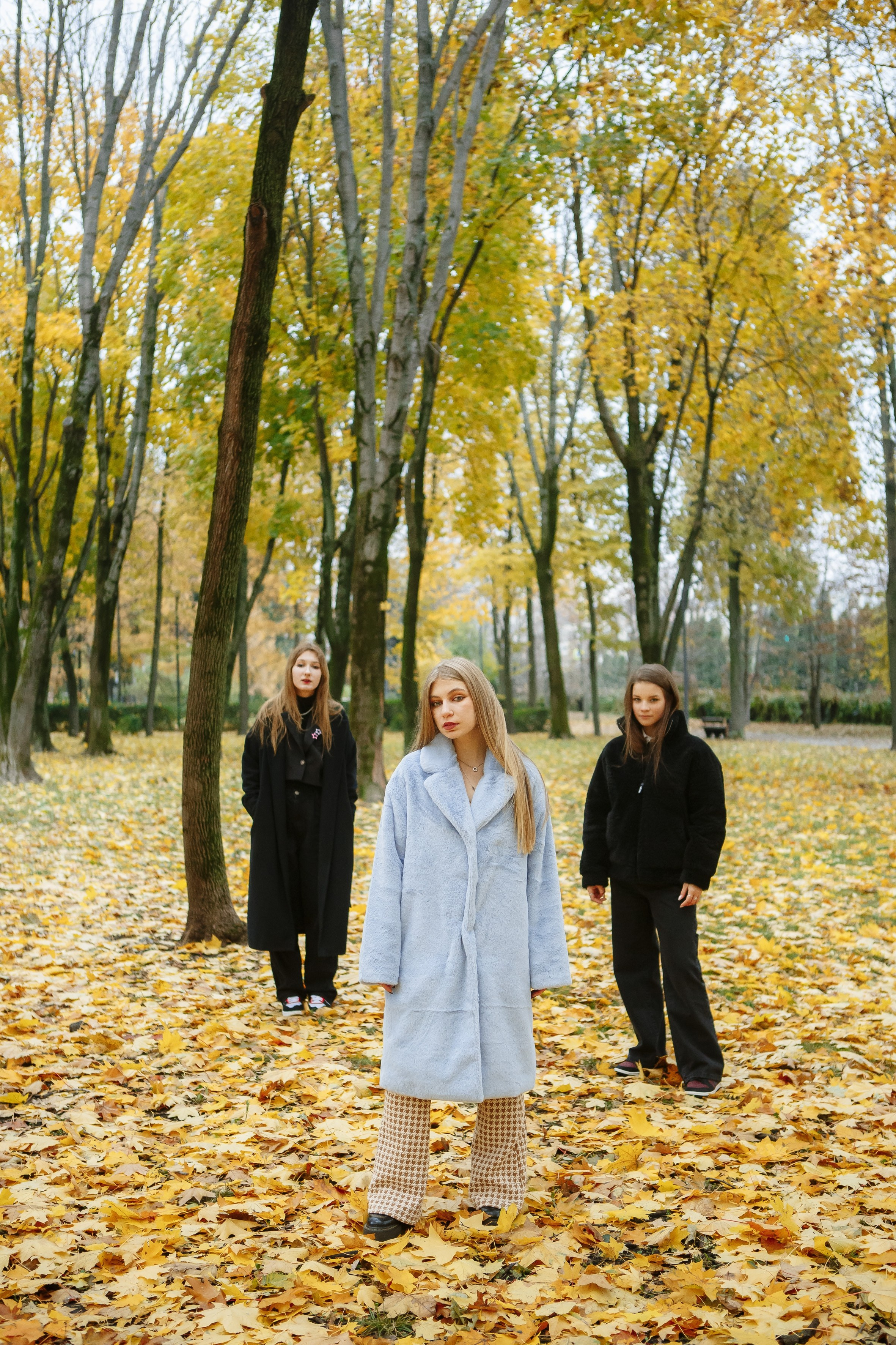 Осень Гимназия 12 11 В 2023 г. Свадебный и портретный Фотограф в Липецке Дмитрий Котюков