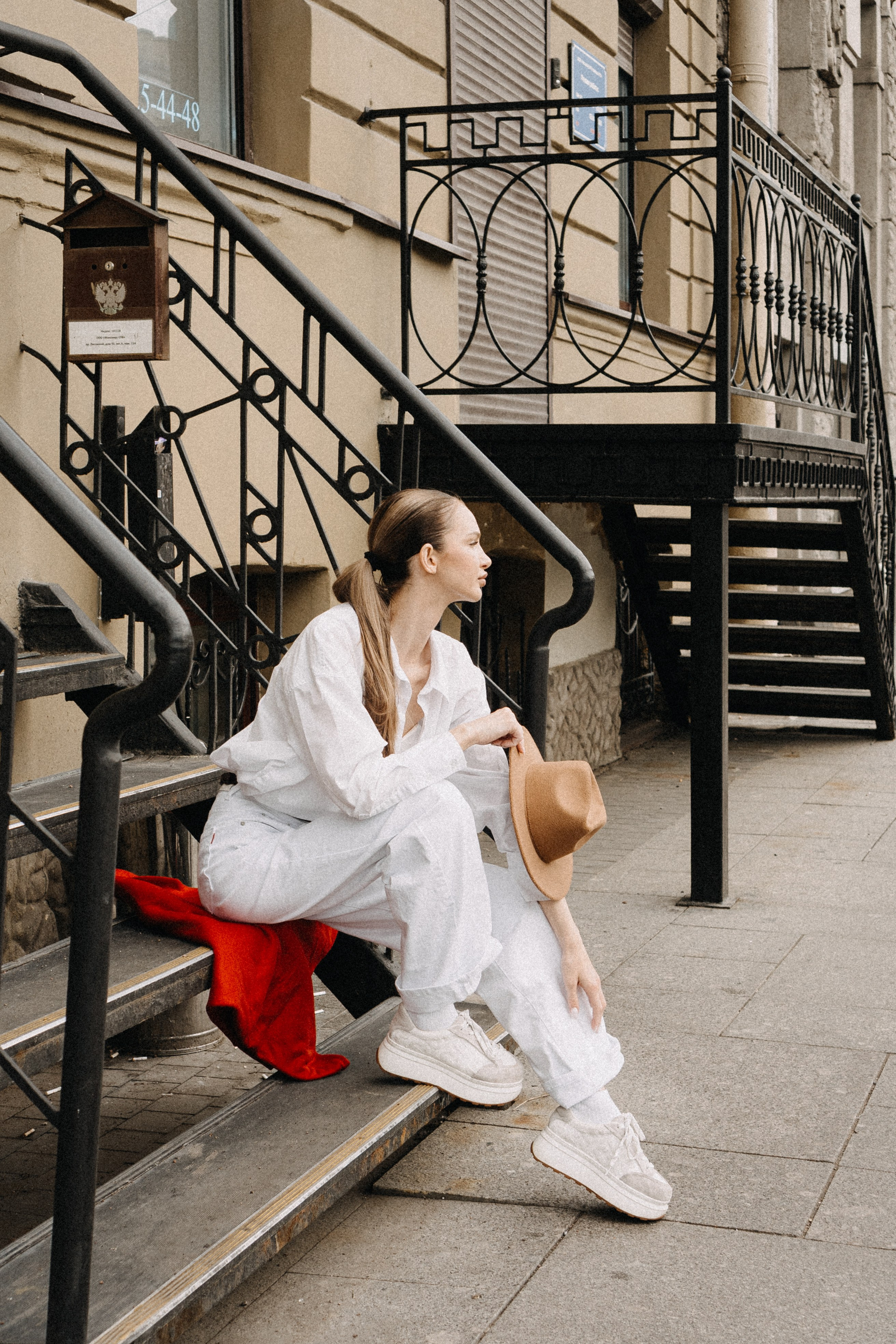 МЫ ГУЛЯЛИ ПРО КРЫШАМ ПИТЕРА. Профессиональный фотограф, Санкт-Петербург — Виктория Богомолова