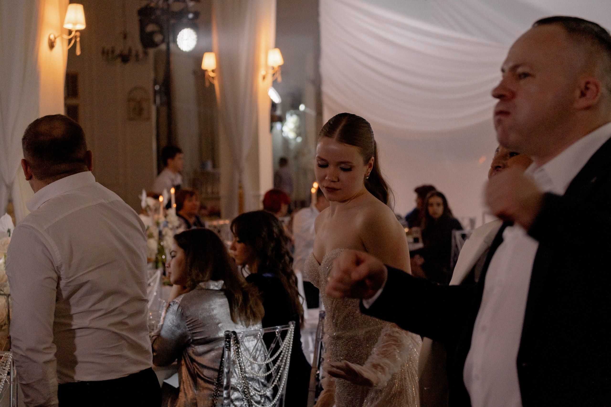 СВАДЕБНЫЙ БАНКЕТ (СНЯТО В СИБИРЕ В НИЖНЕВАРТОВСКЕ). Профессиональный фотограф, Санкт-Петербург — Виктория Богомолова