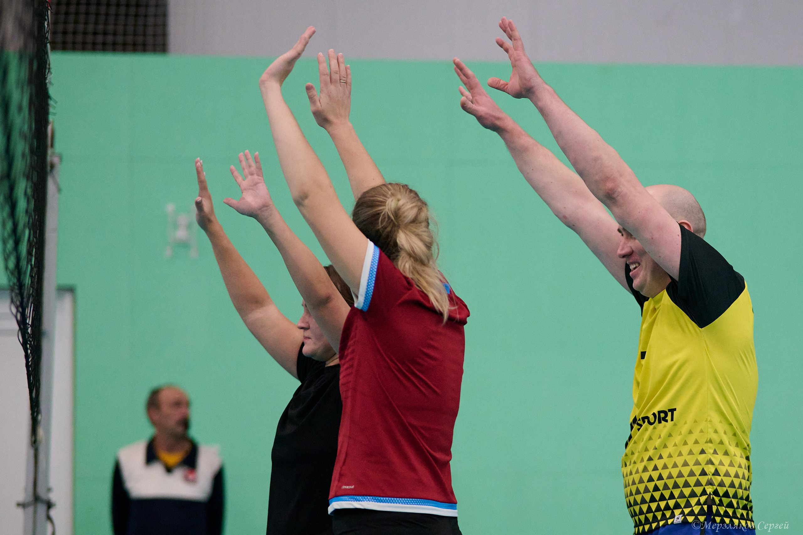 Новогодний волейбольный турнир. Ижевск. 16.12.23. Спортивный репортажный фотограф в Ижевске Сергей Мерзляков