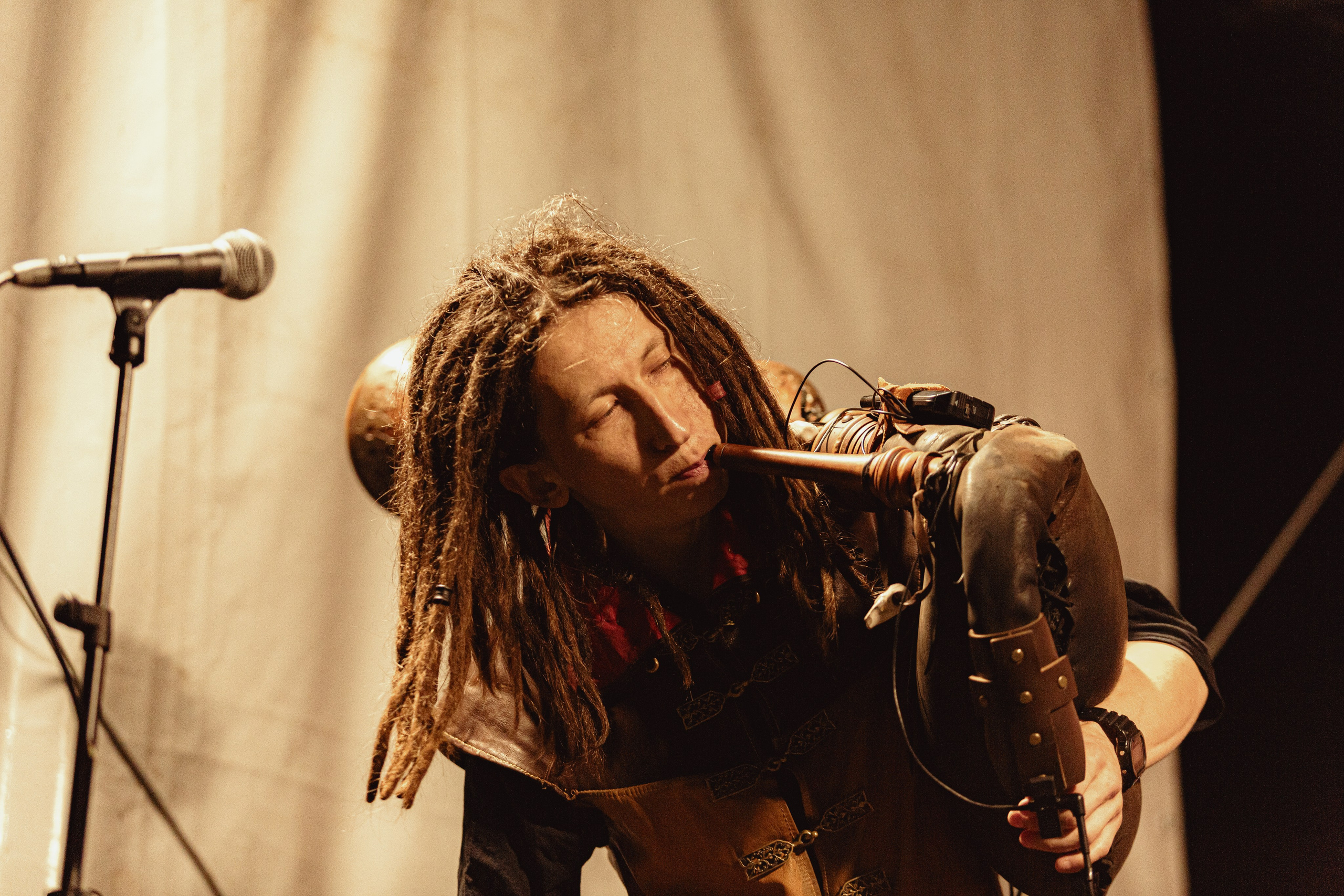 Фестиваль «Абалакское поле» XVI. Арт-фотограф Крис Л. в Тобольске: портрет, семейные, свадьбы