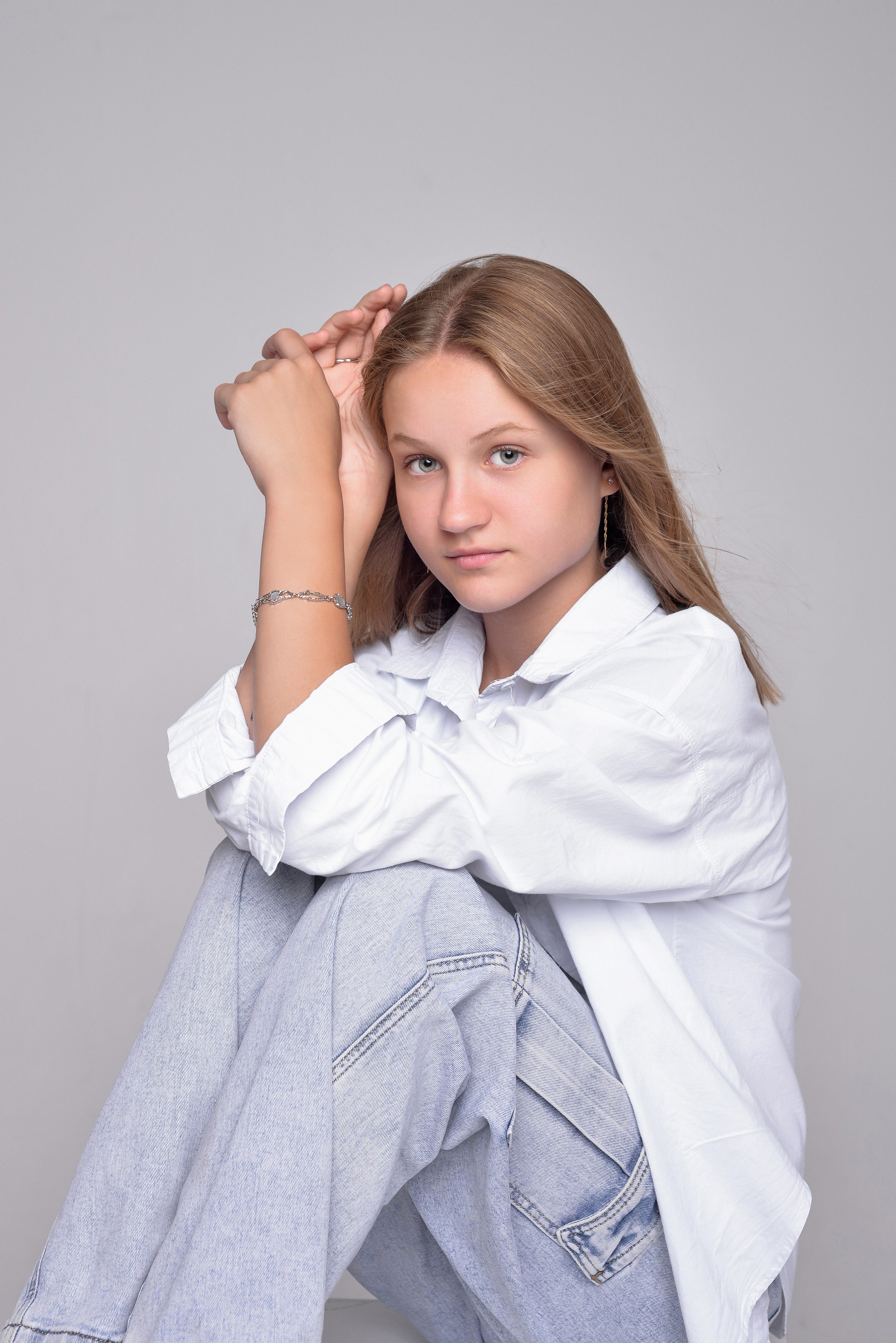 Таня и Настя и Чеси в Точке. Семейный и свадебный фотограф Галина Абакумова, фотосессии в Белгороде