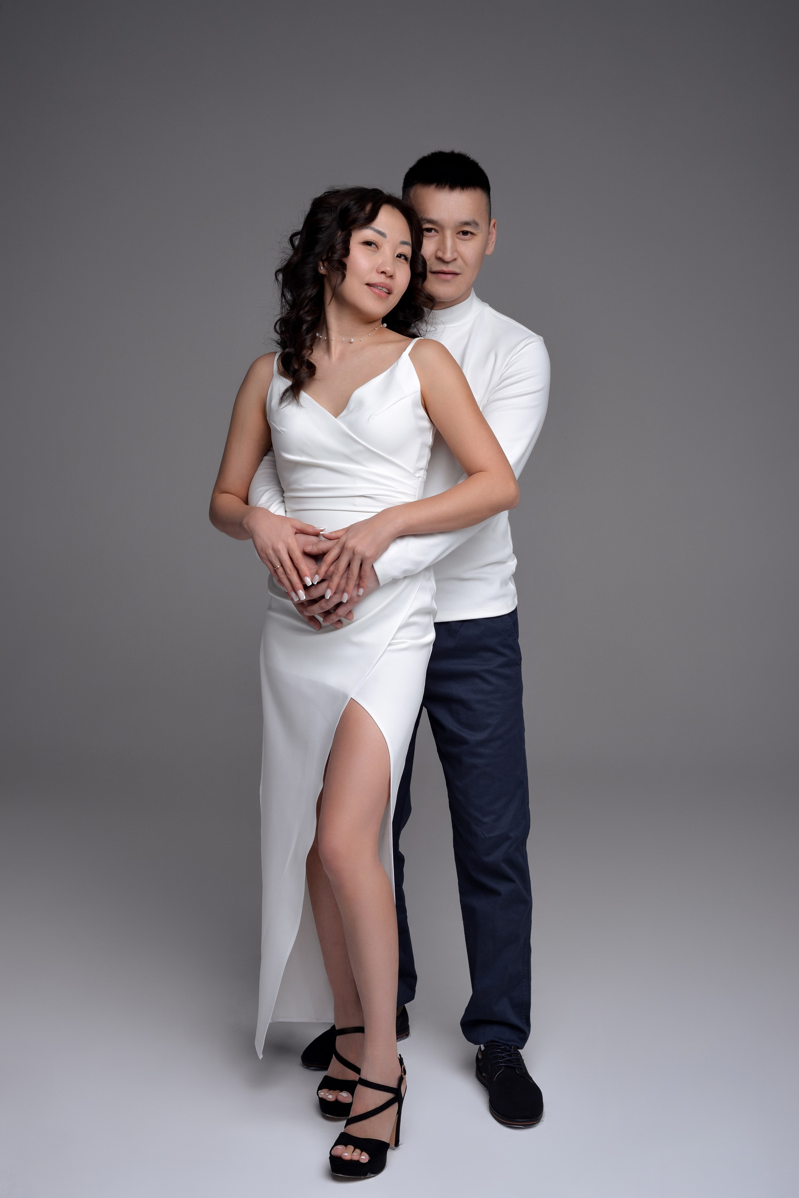 Оля и Чаян в студии. Семейный и свадебный фотограф Галина Абакумова, фотосессии в Белгороде