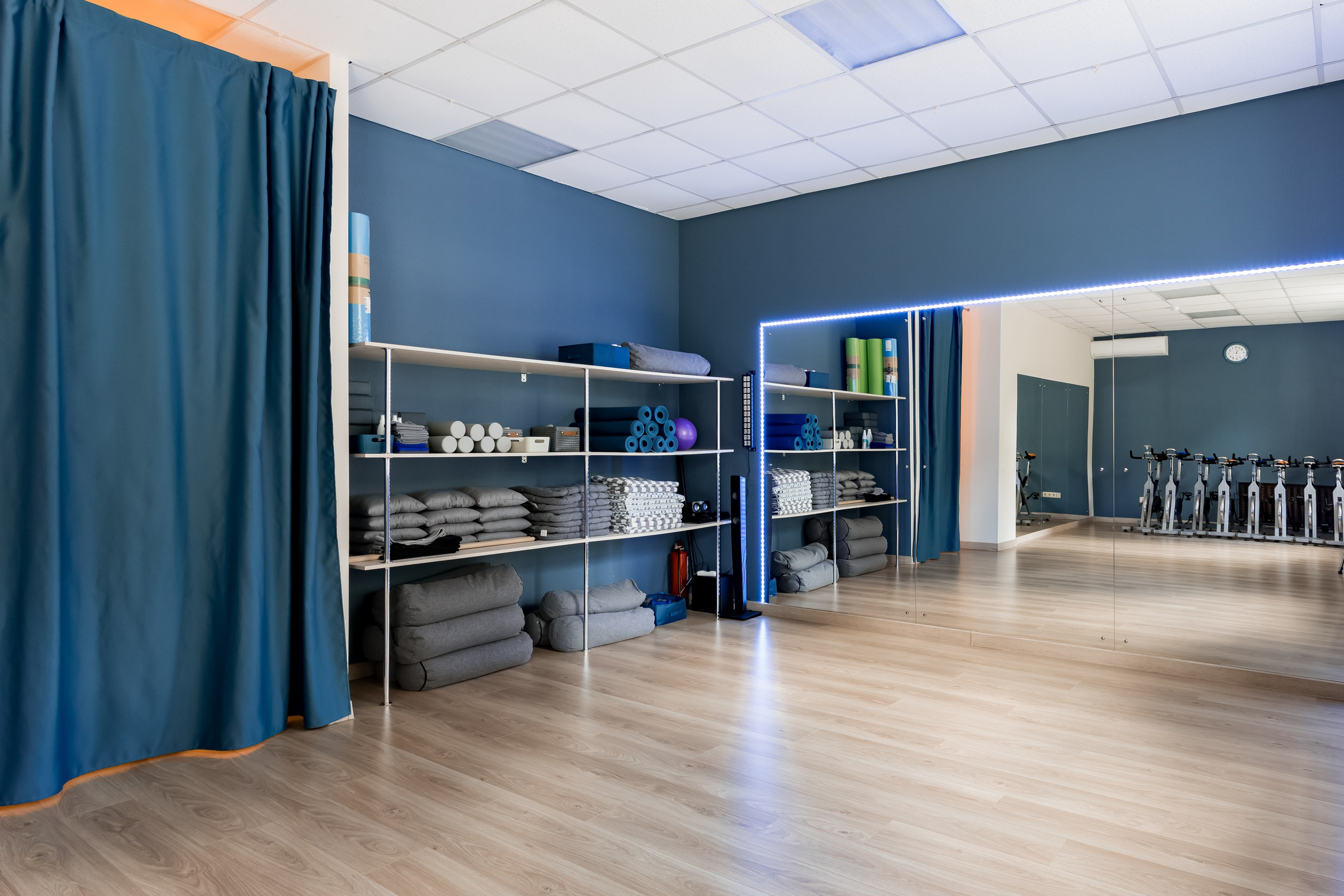 Студия йоги Art in Yoga на Луховицкой улице. Интерьеры, Контент, Портреты | Фотограф в Москве Дани Терно