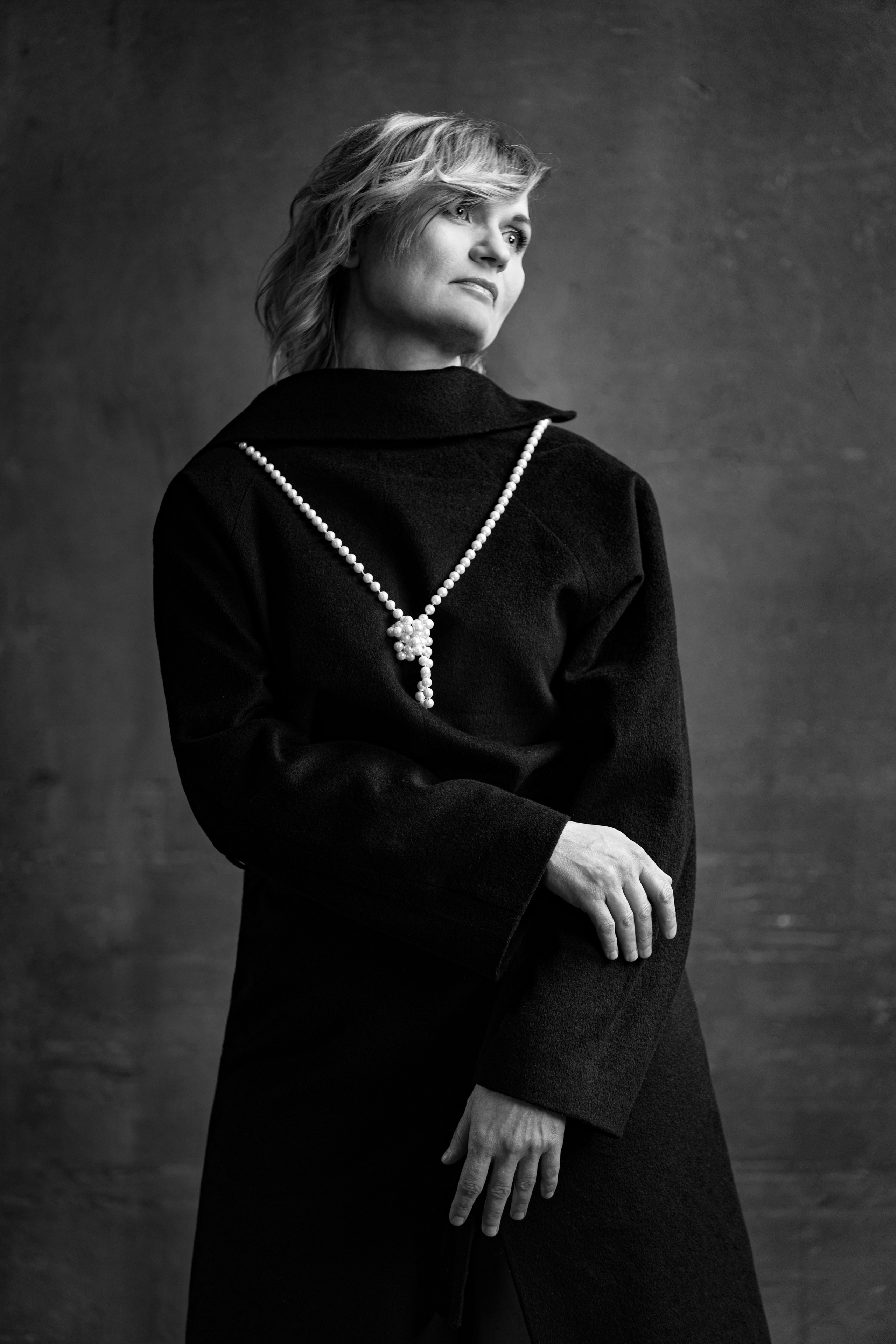 Фотодни «В ЧЁРНОМ» в рамках проекта «В ГЛЯНЕЦ!». Портретный фотограф в Москве Артем Венглинский