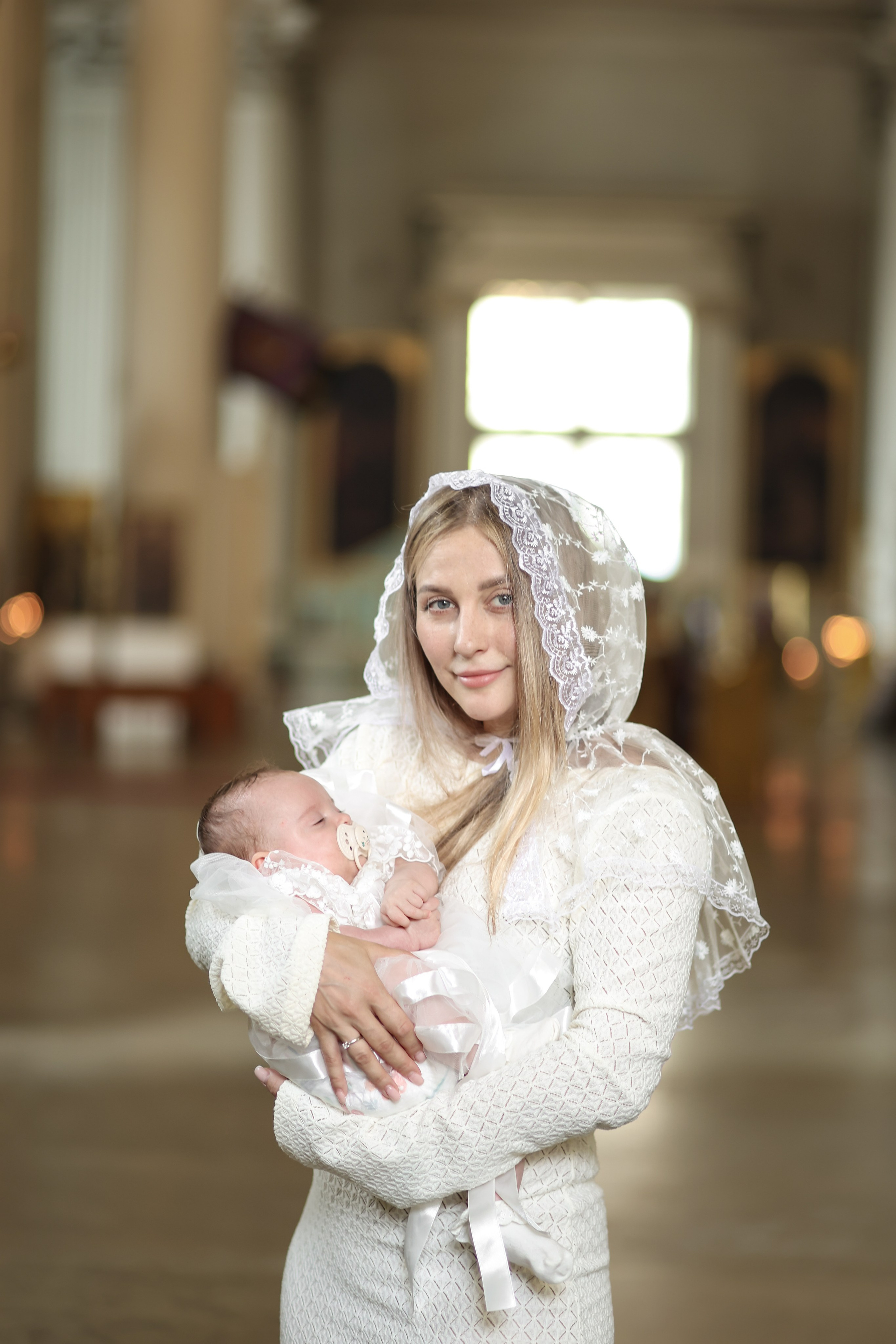 Крещение Софии. Репортажный и портретный фотограф в Санктпетербурге. Видиосъемка мероприятий в Санкт-Петербурге