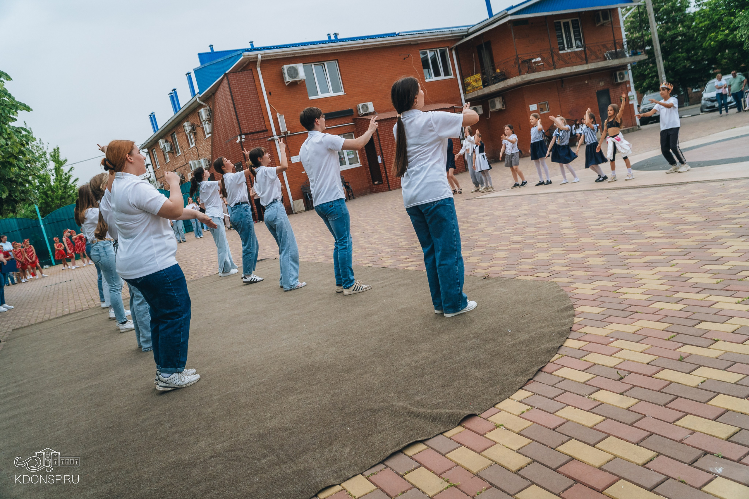 «Весна танцевальная». Новотитаровский Дом культуры