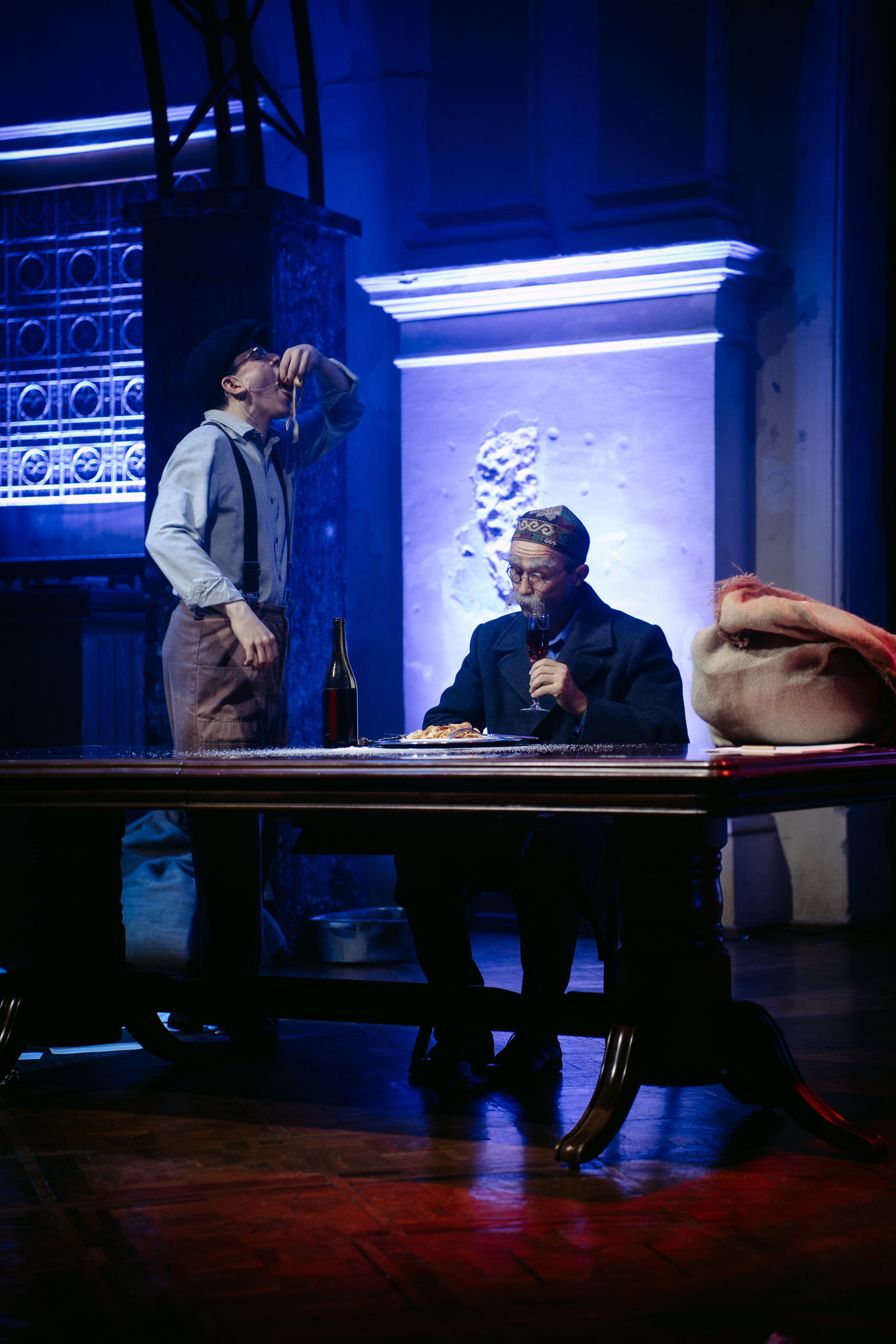 Горький оптимизм. Главная