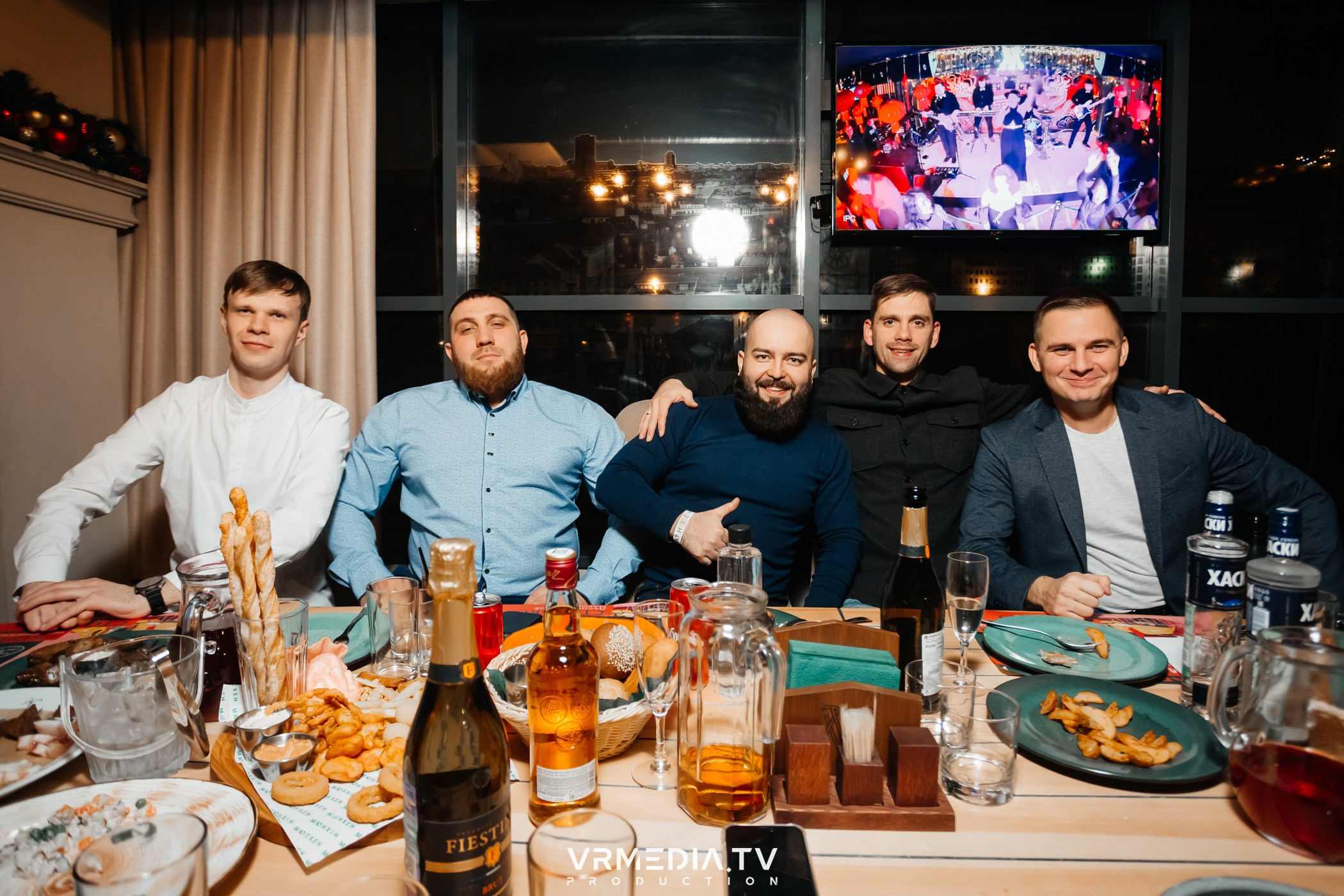 Новогодний вечер в ресторане «Мюнхен». Фотограф Кемерово | Сергей