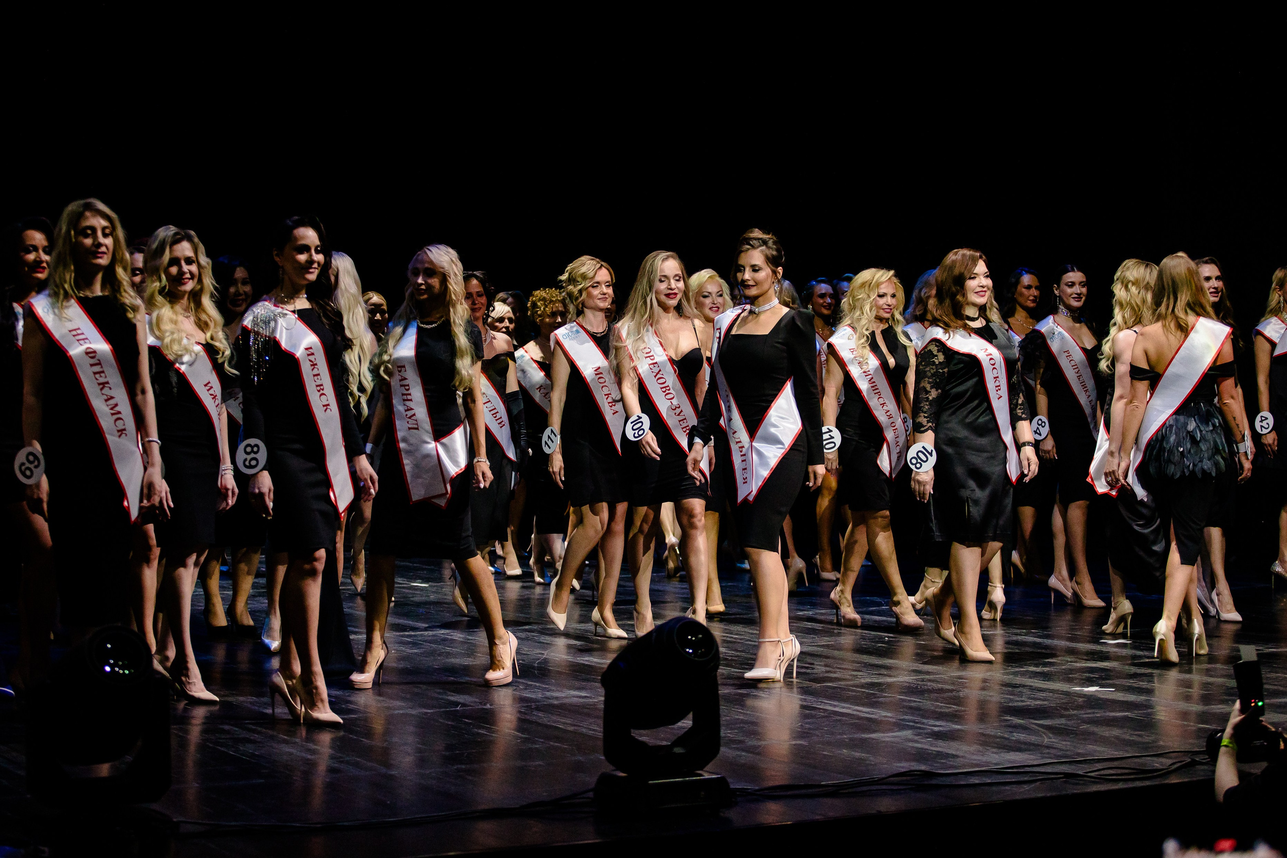 Репортажная съёмка. Свадебный фотограф в Иваново Гитарина Черняева