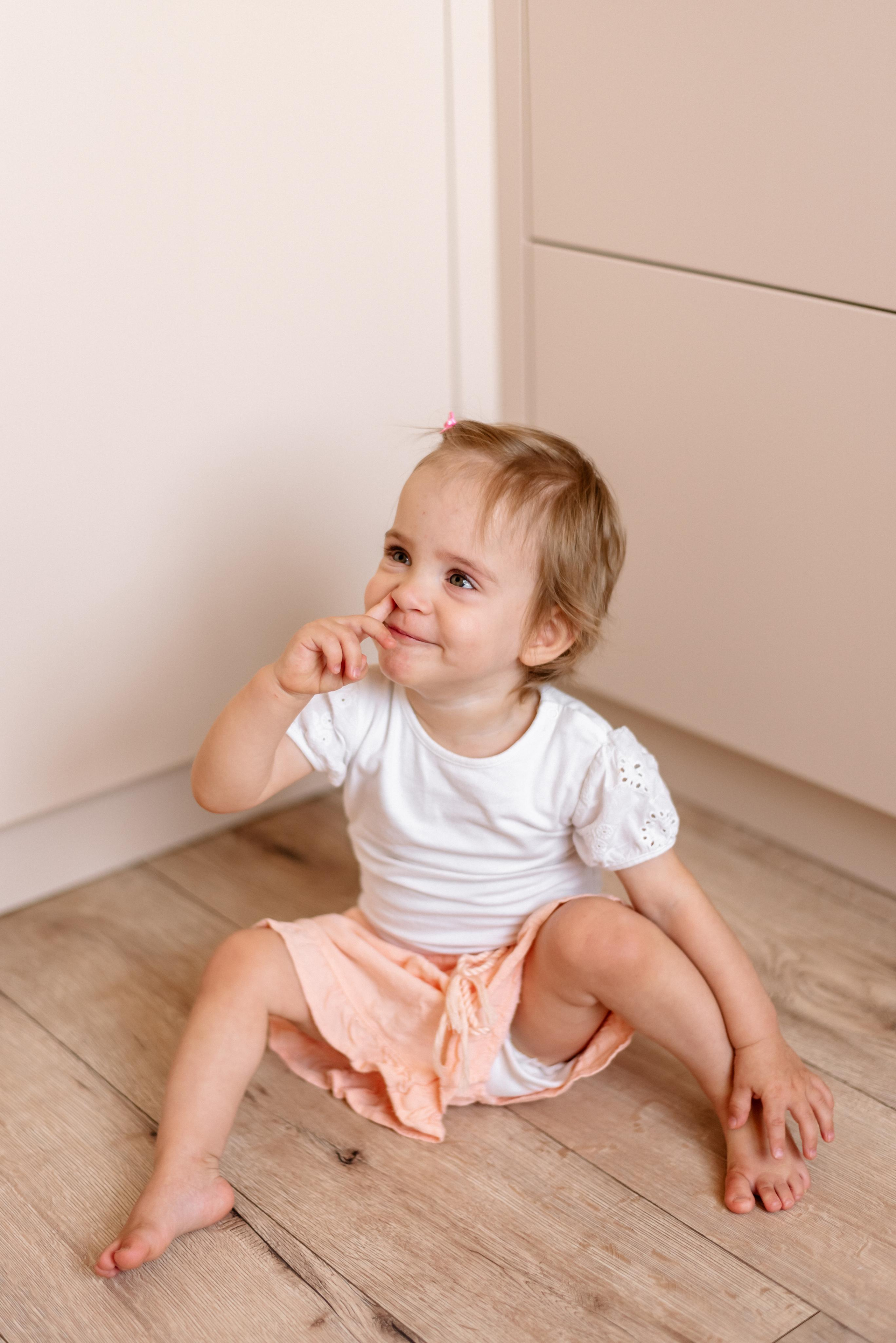 Семейная фотосессия дома для Кати и Кости и их девочек. Свадебный и портретный фотограф в Минске Татьяна Лобода