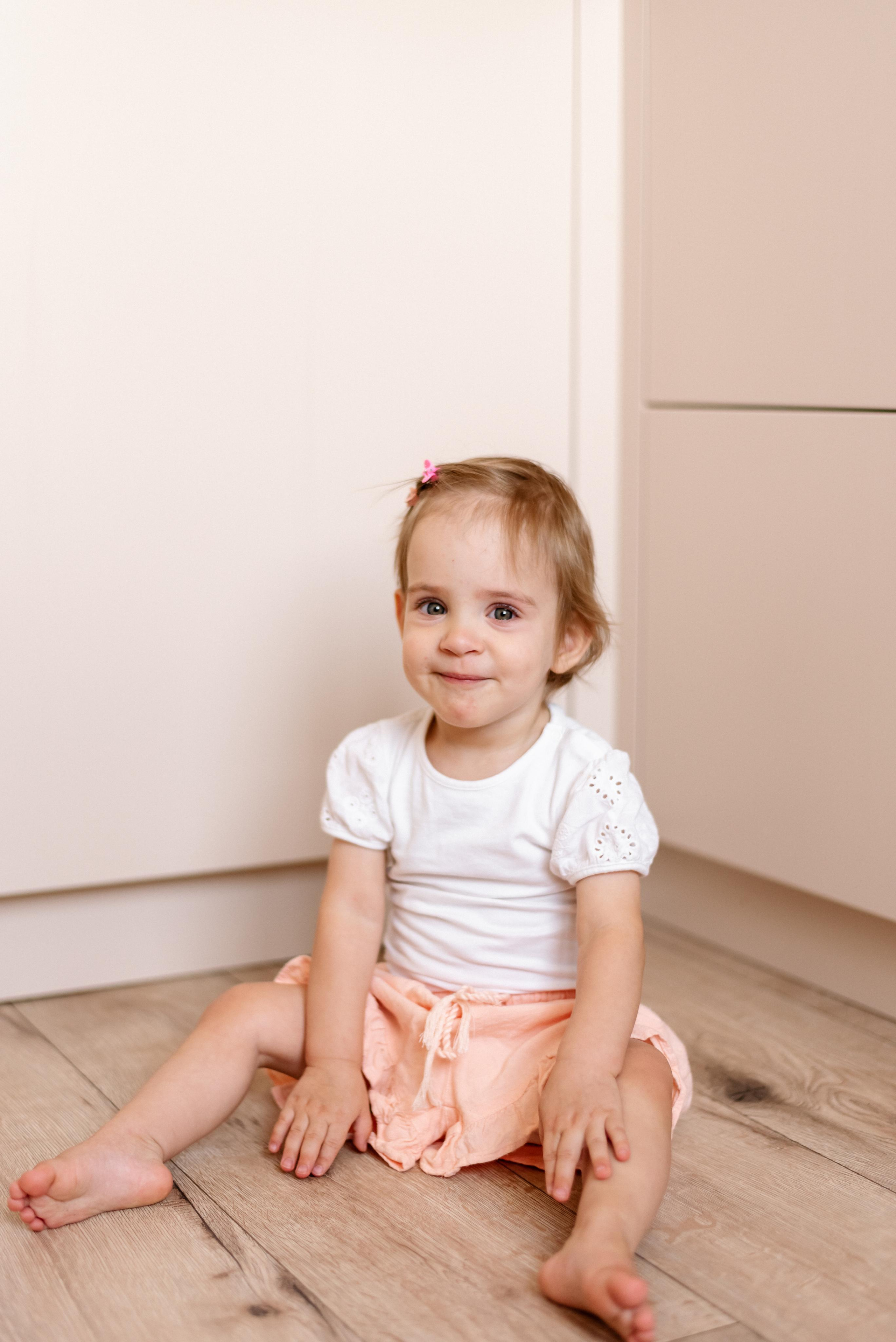 Семейная фотосессия дома для Кати и Кости и их девочек. Свадебный и портретный фотограф в Минске Татьяна Лобода