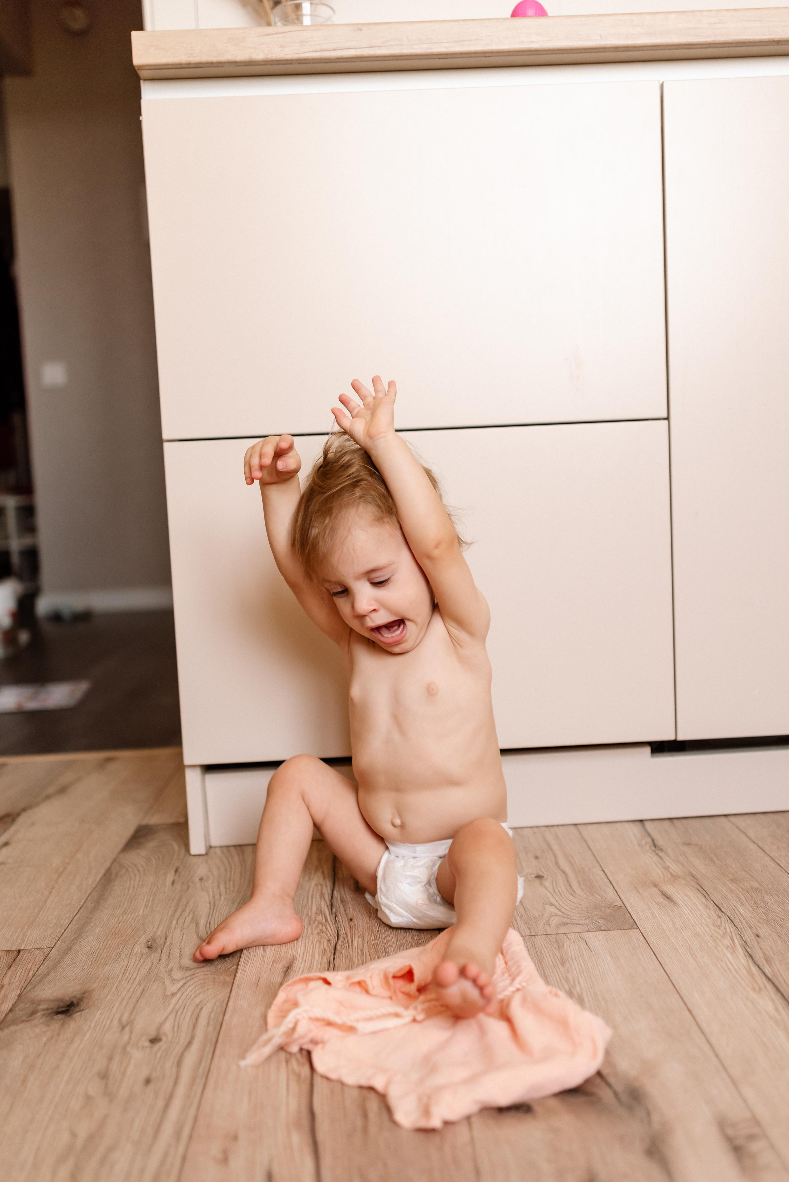 Семейная фотосессия дома для Кати и Кости и их девочек. Свадебный и портретный фотограф в Минске Татьяна Лобода