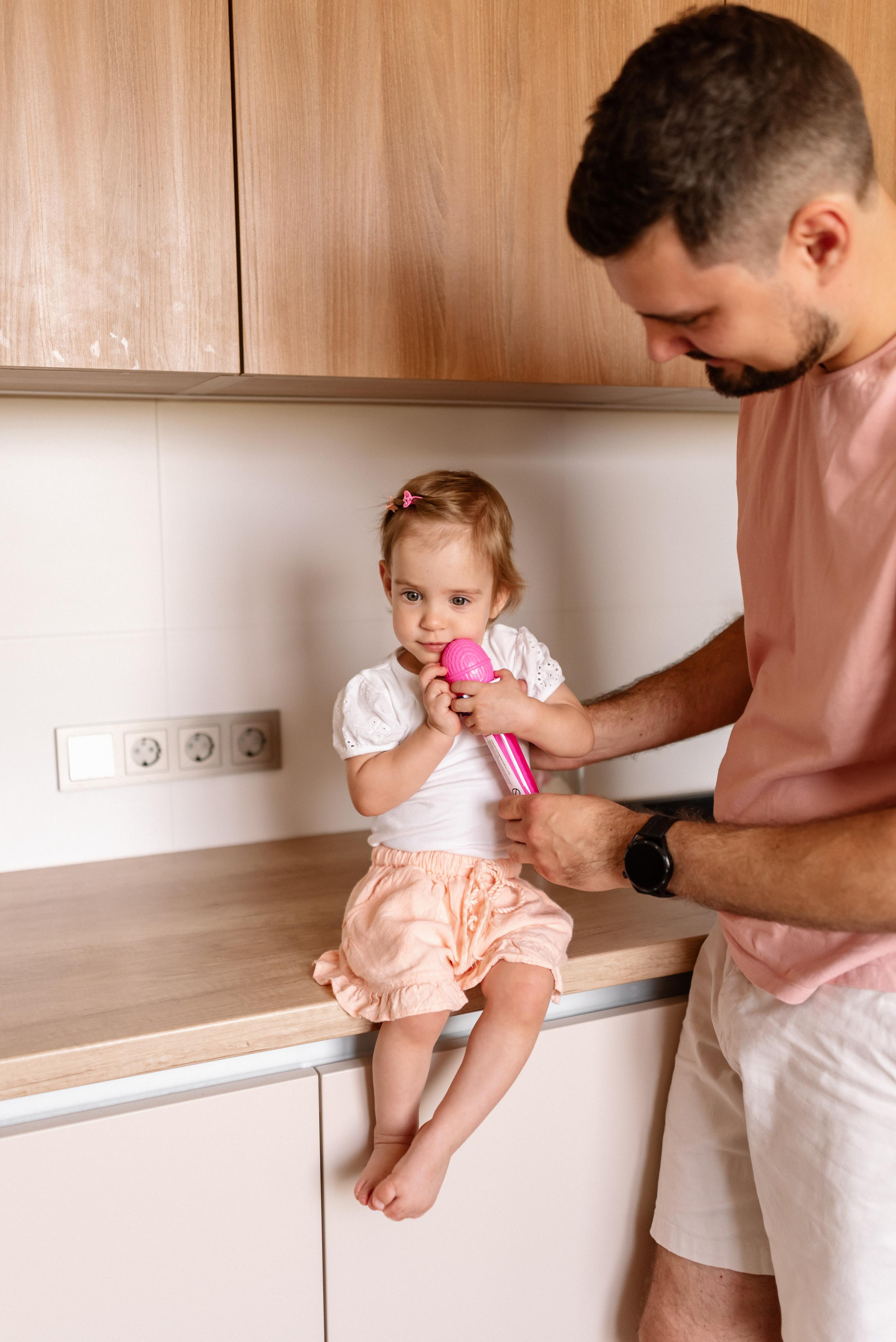 Семейная фотосессия дома для Кати и Кости и их девочек. Свадебный и портретный фотограф в Минске Татьяна Лобода