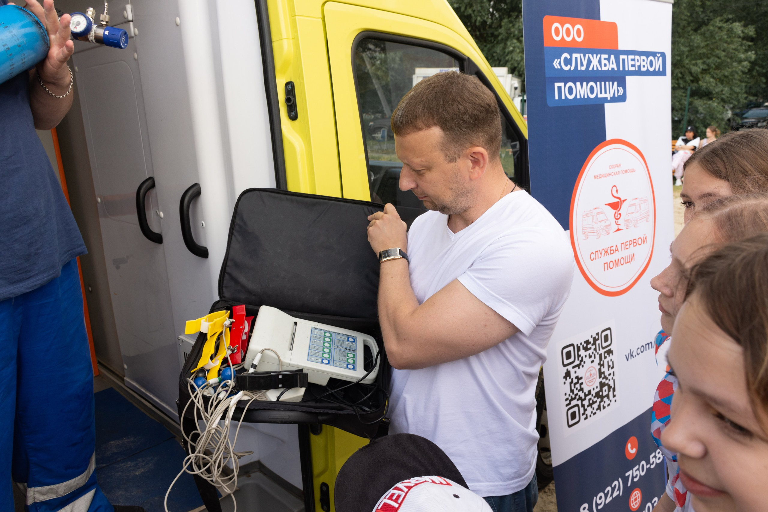 Урок по безопасности на воде (полный альбом). Фотограф Максим Буряк
