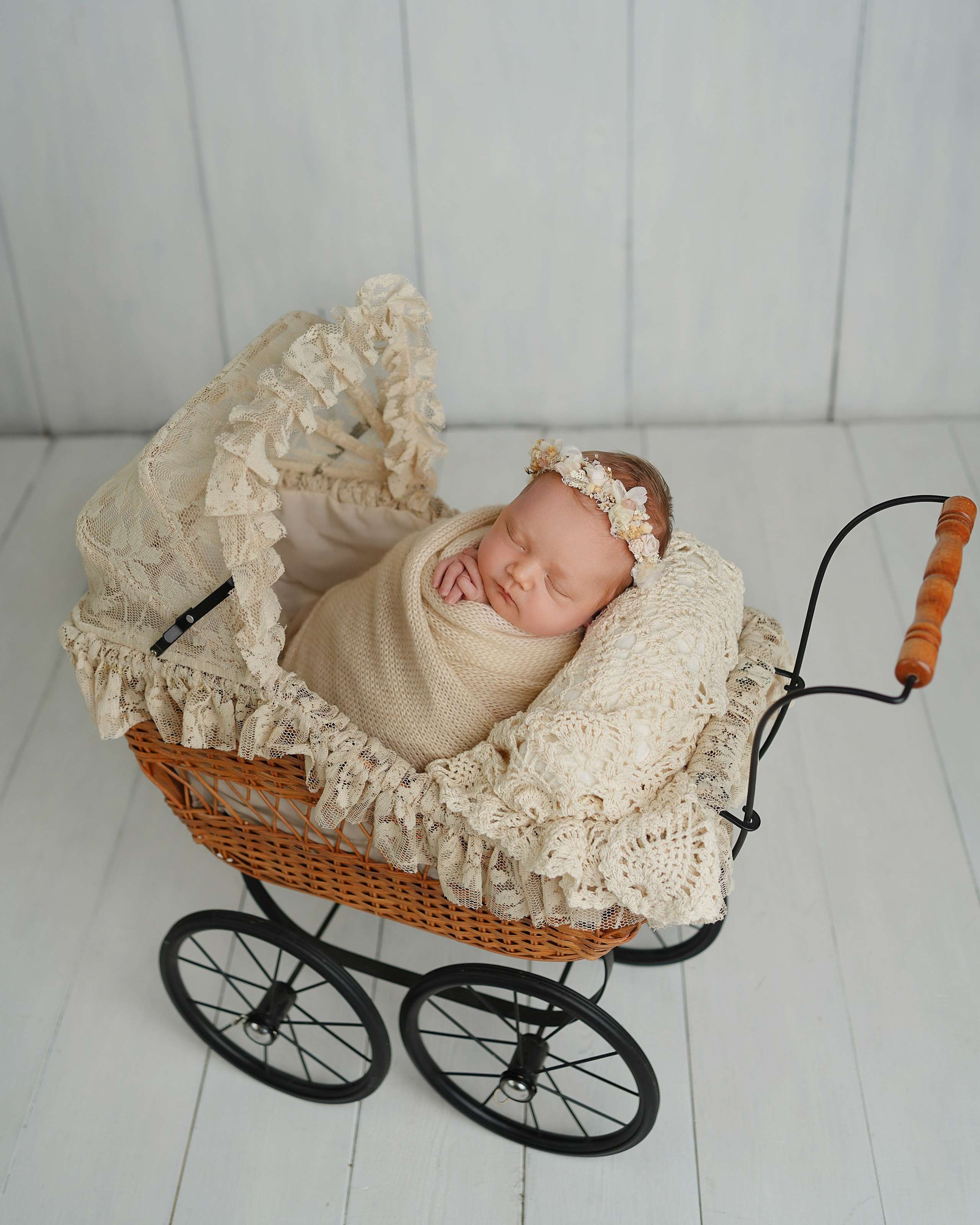 Кокон. Детский фотограф и фотограф новорожденных в Калининград Оксана Иваний