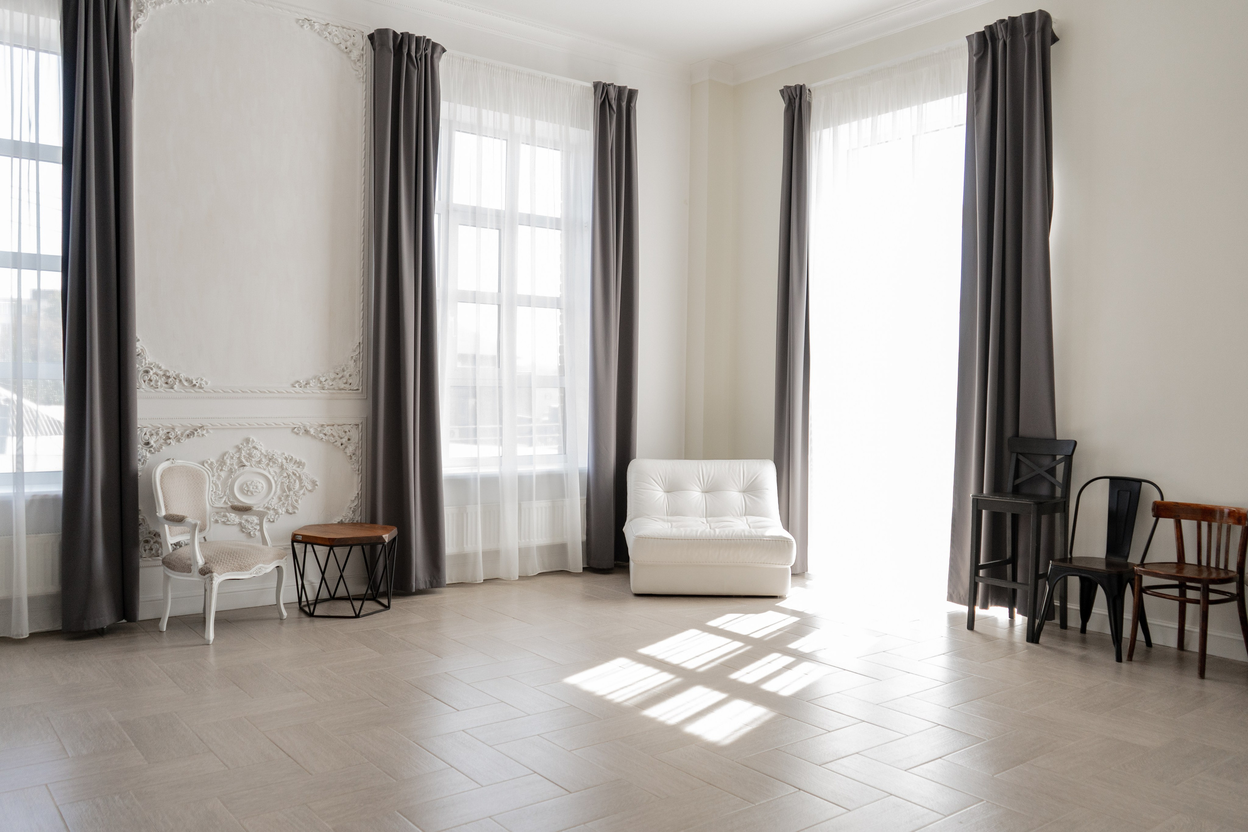 Фотостудия «Леона» Зал Промо. Свадебный фотограф в Ростове Александра Груздева