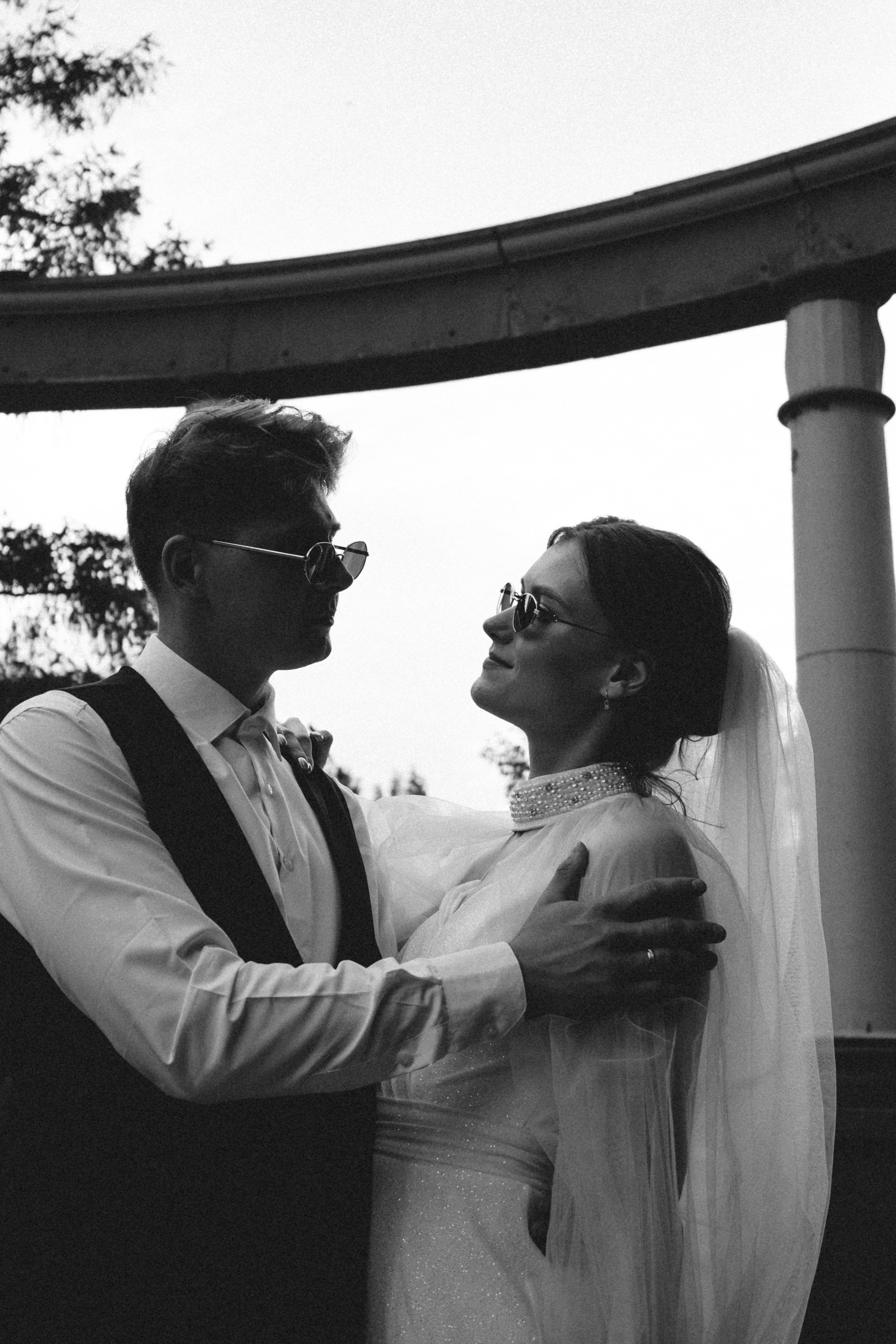 Владислав и Юлия Вечерняя прогулка по городу. Свадебный Фотограф в Иркутске Екатерина Елисеева