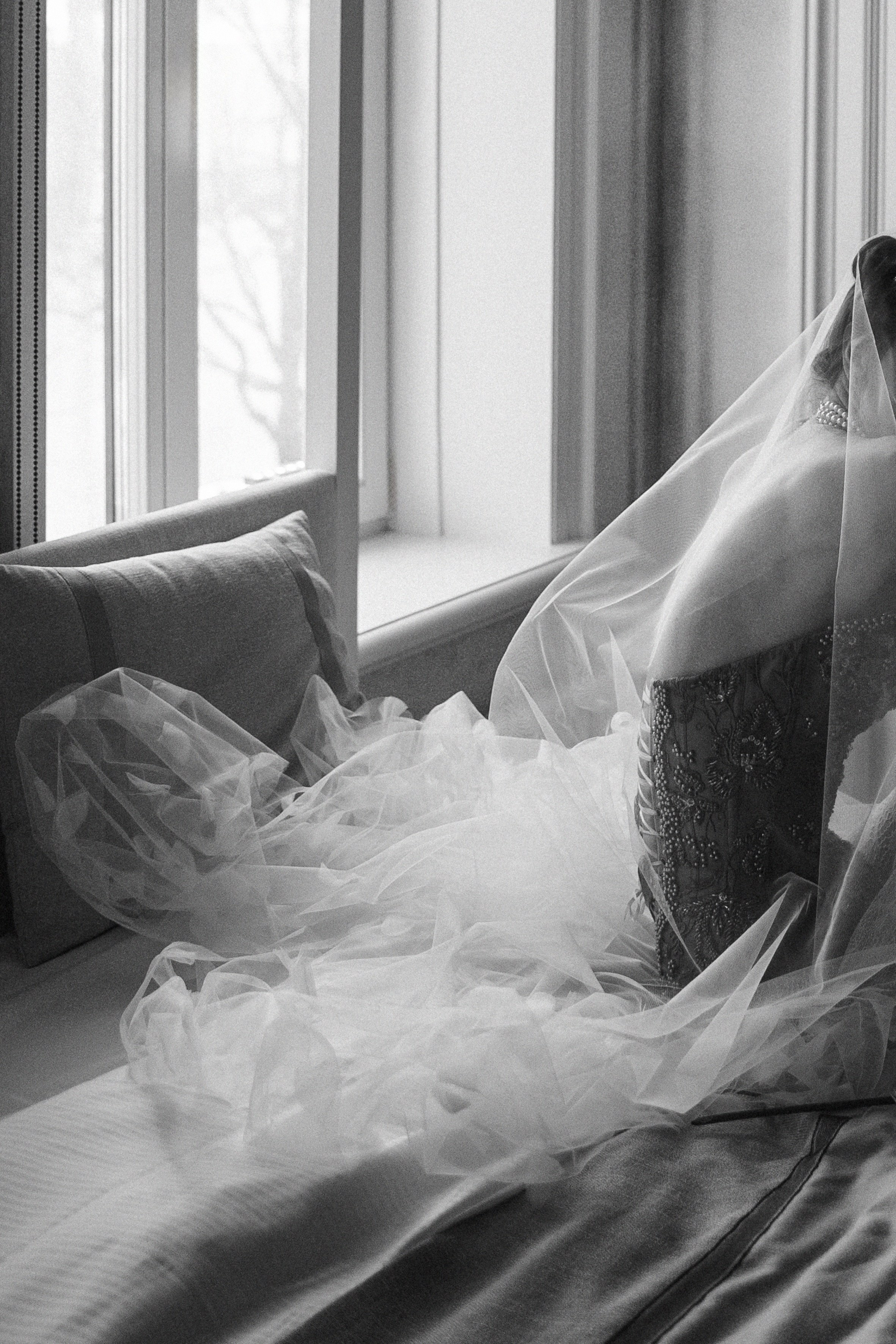 Юлия и Александр в отеле '12 причин' и кафе 'Мишель'. Свадебный фотограф Москва