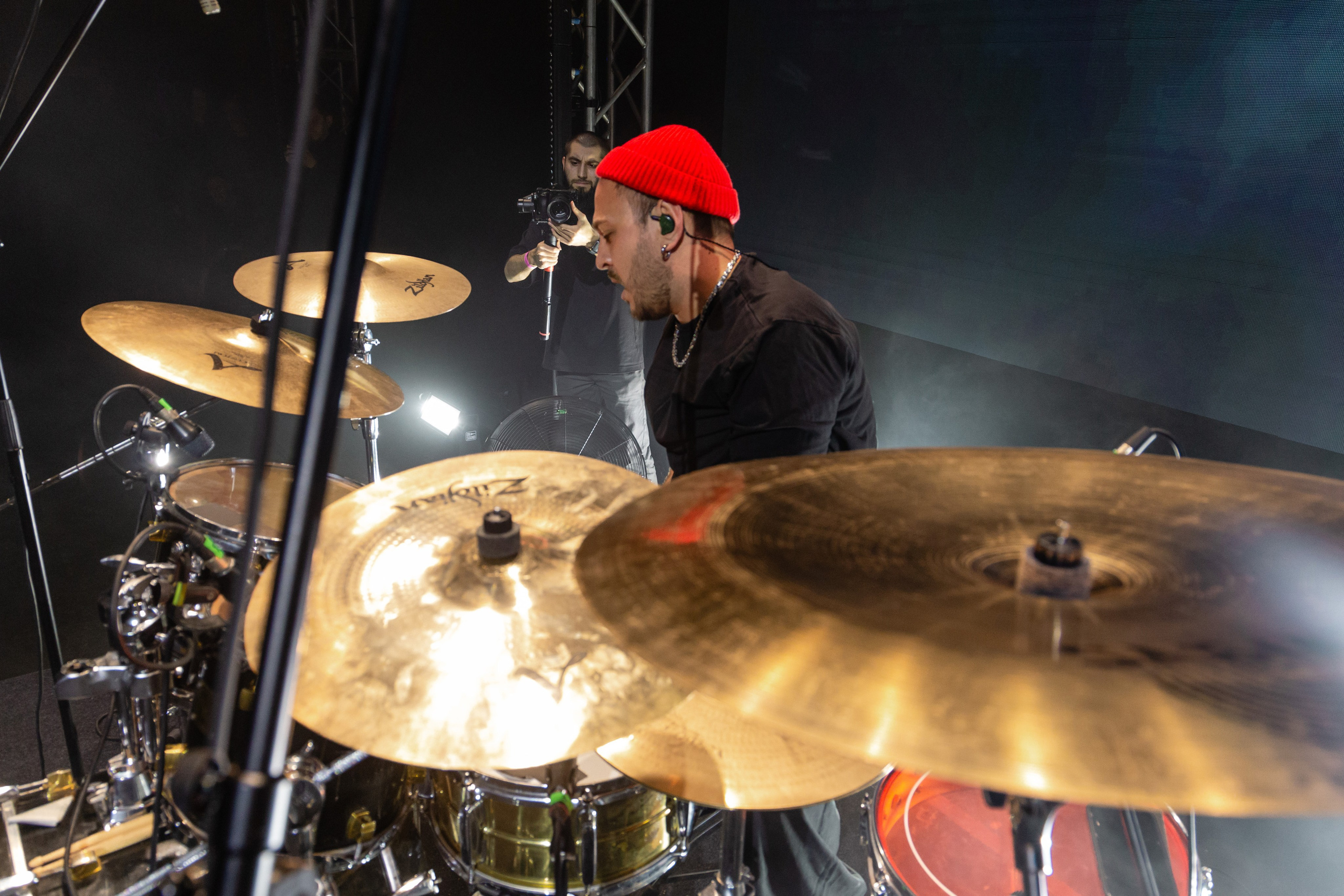 Концерт Лёши Свика