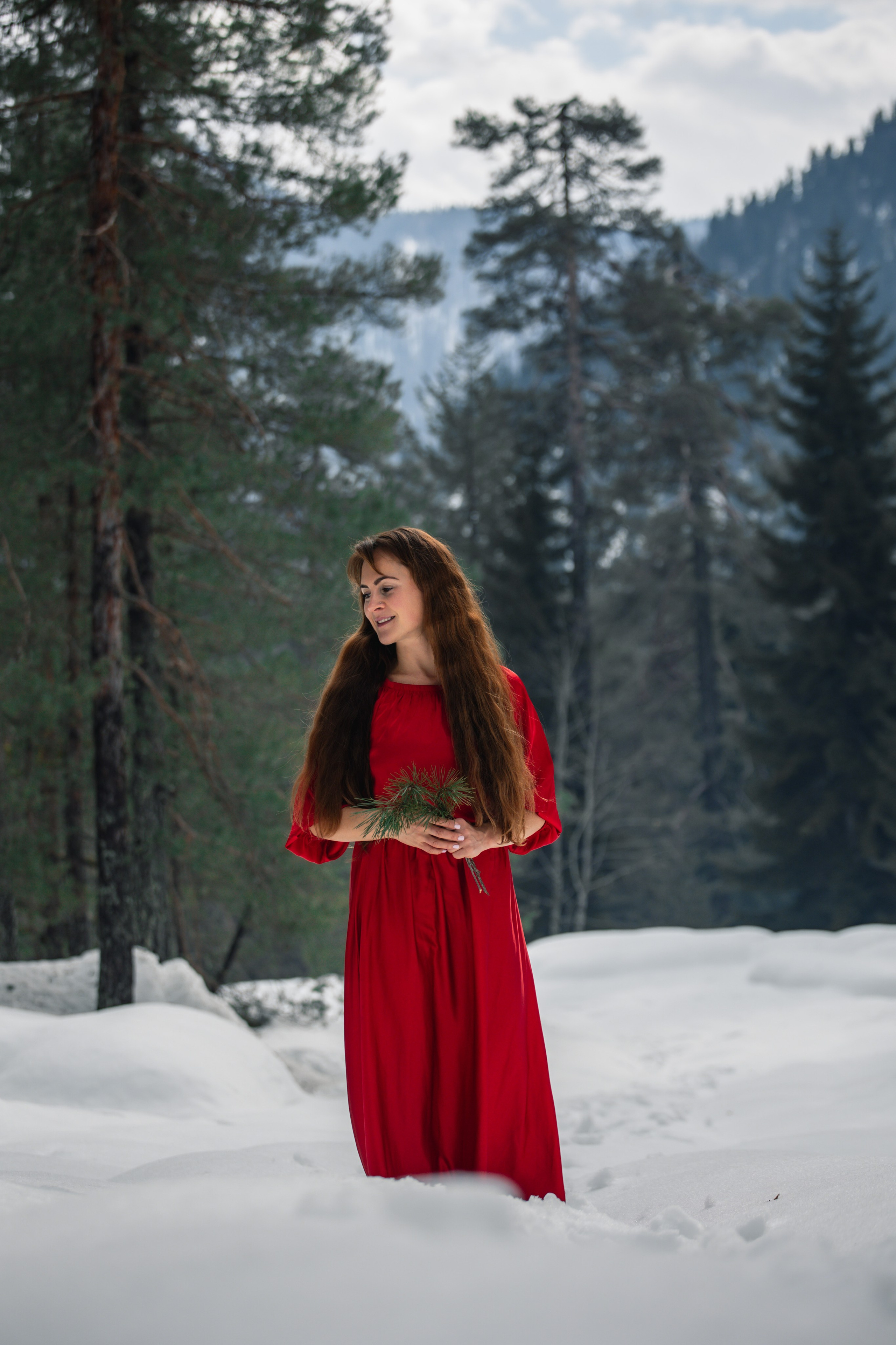 Red in snow. Photographer in Saint-Petersburg and Moscow Max Spector