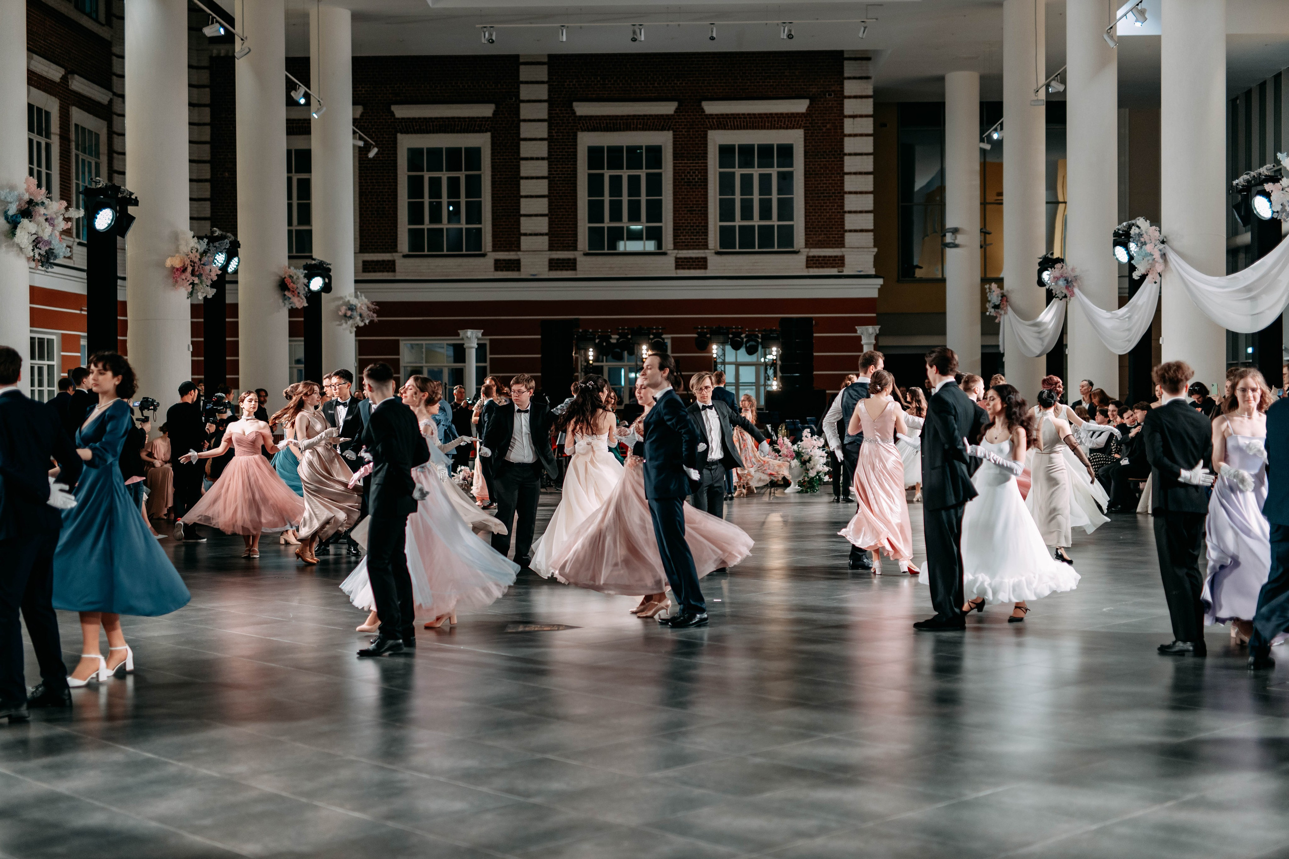 Бал студентов ВШЭ. Фото и видео съемка. Андрей Ионов