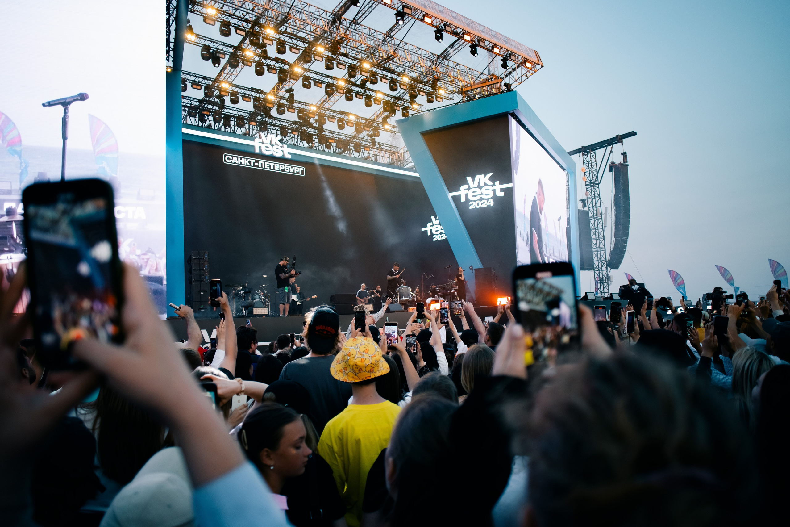 VK FEST SPB 2024 | PART 1. PASHAHARCE PHOTOGRAPHER & VIDEOGRAPHER