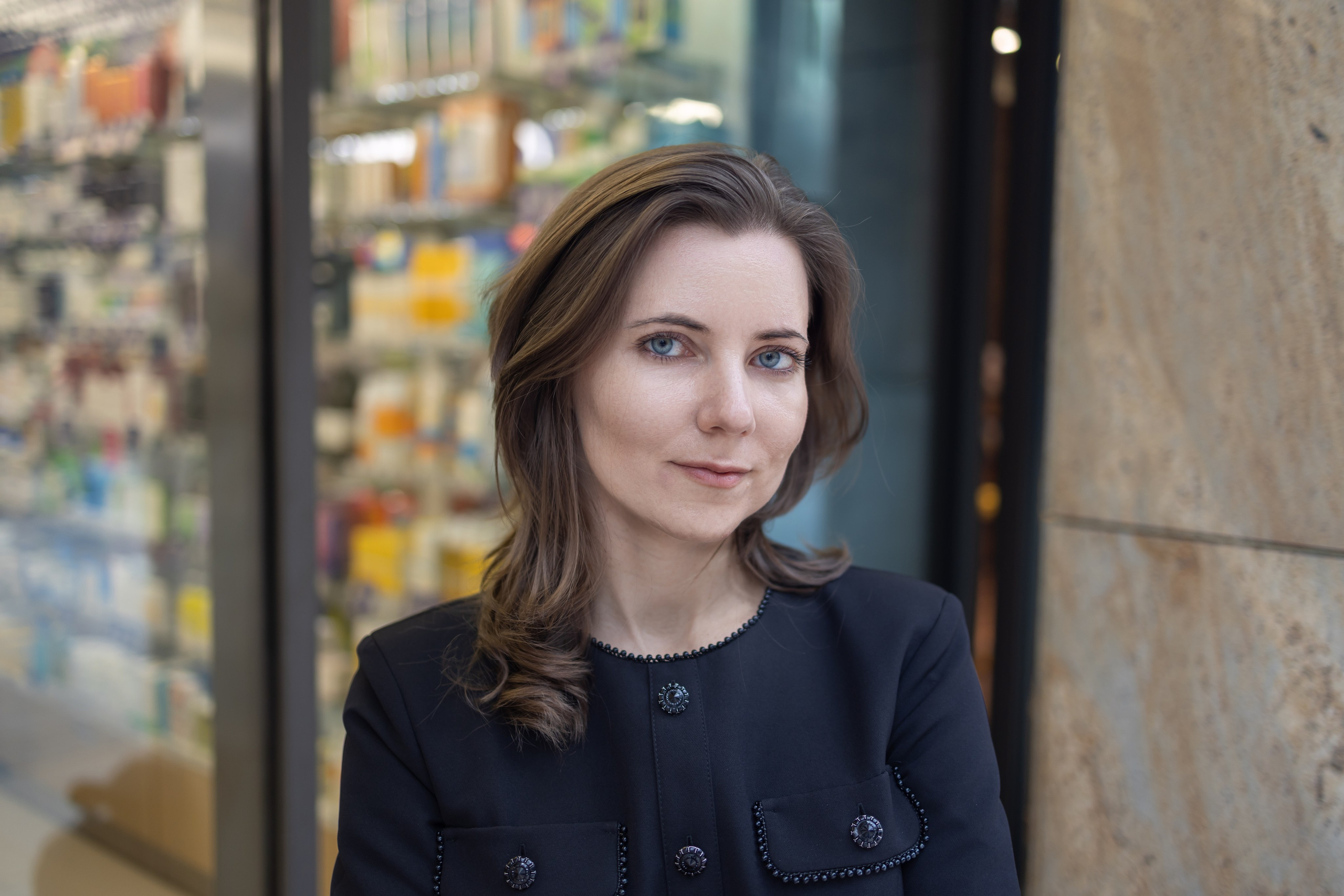 Бизнес стиль на Белой площади. Модель Ирина. Репортажный, семейный и студийный фотограф в Москве Демин Алексей