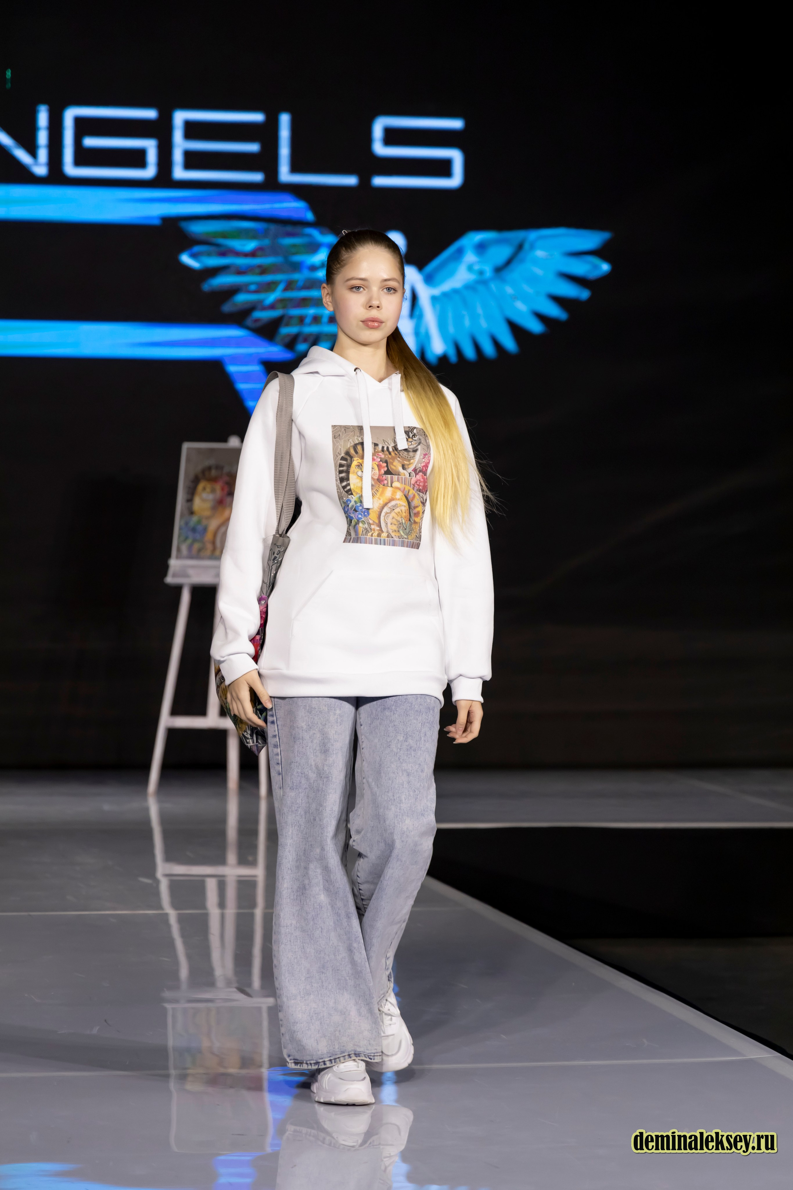 Бренд AngelsArt 31 января 2025 гостиный двор, выставка Уникальная Россия. Репортажный, семейный и студийный фотограф в Москве Демин Алексей