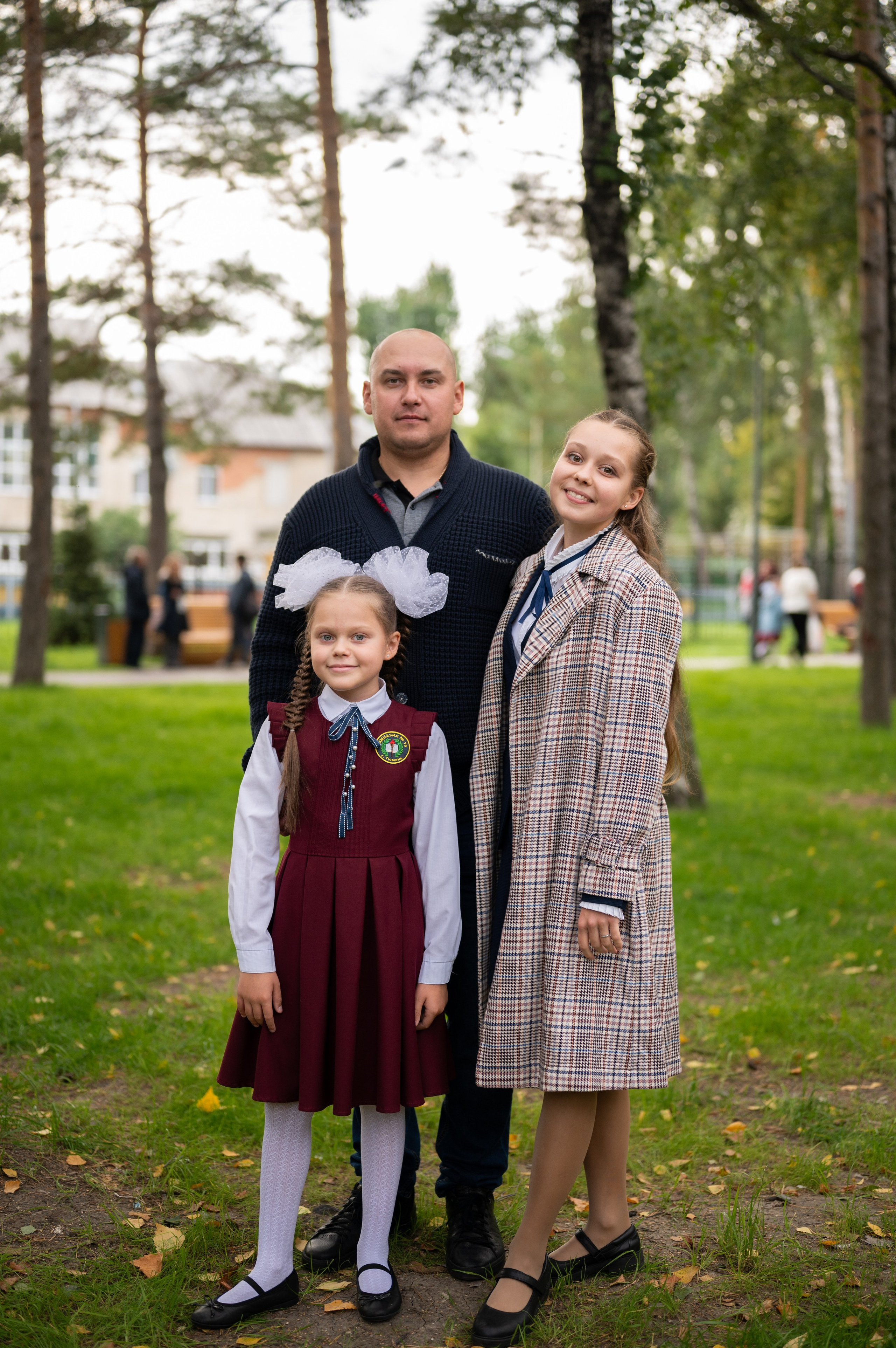 1 сентября 16 гимназия 2 класс (линейка + в классе+ на улице). Фотограф новорожденных, семейный детский в Тюмени Татьяна Морозова