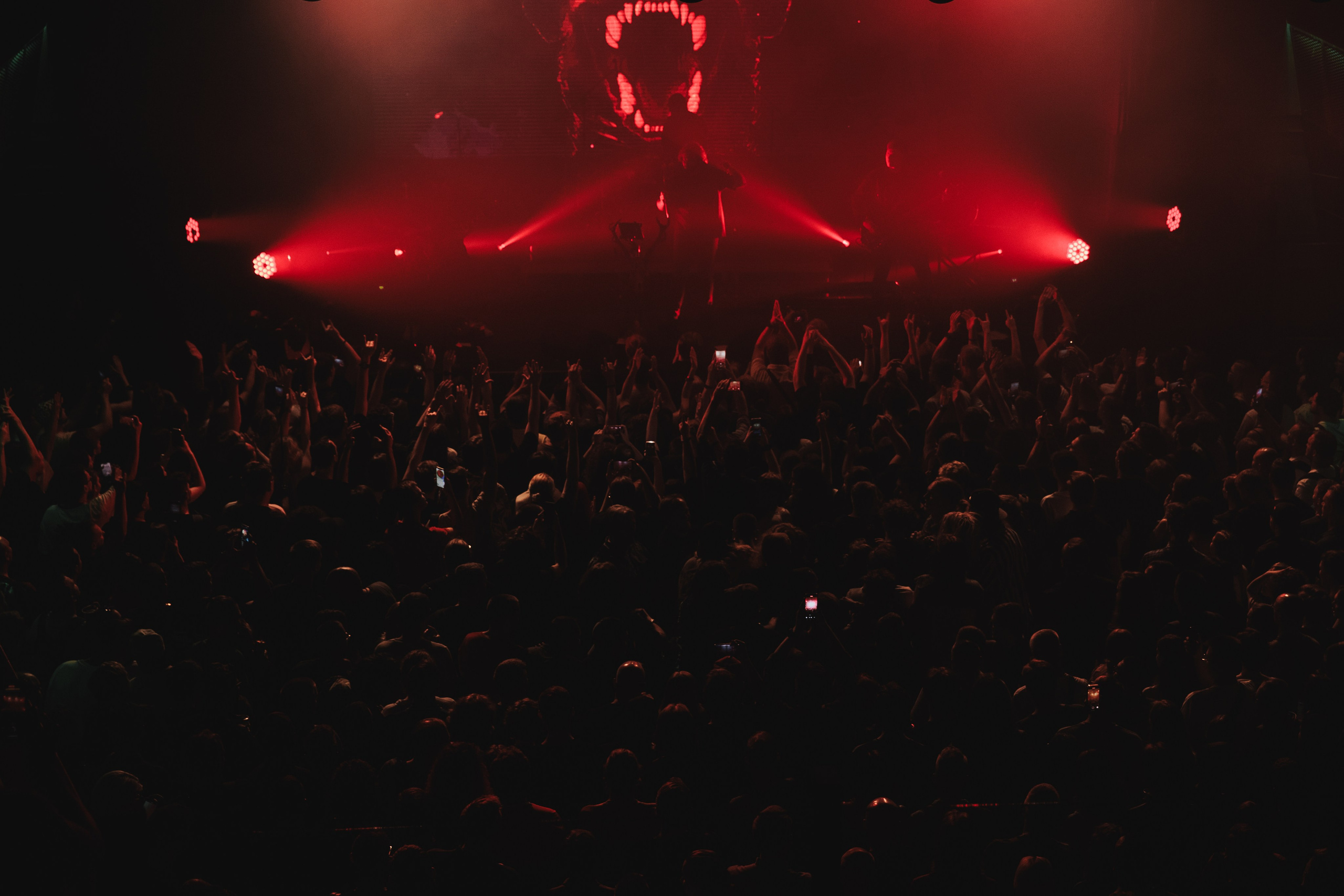 MANAPART. Студийный и свадебный фотограф в Москве Айк Саркисян