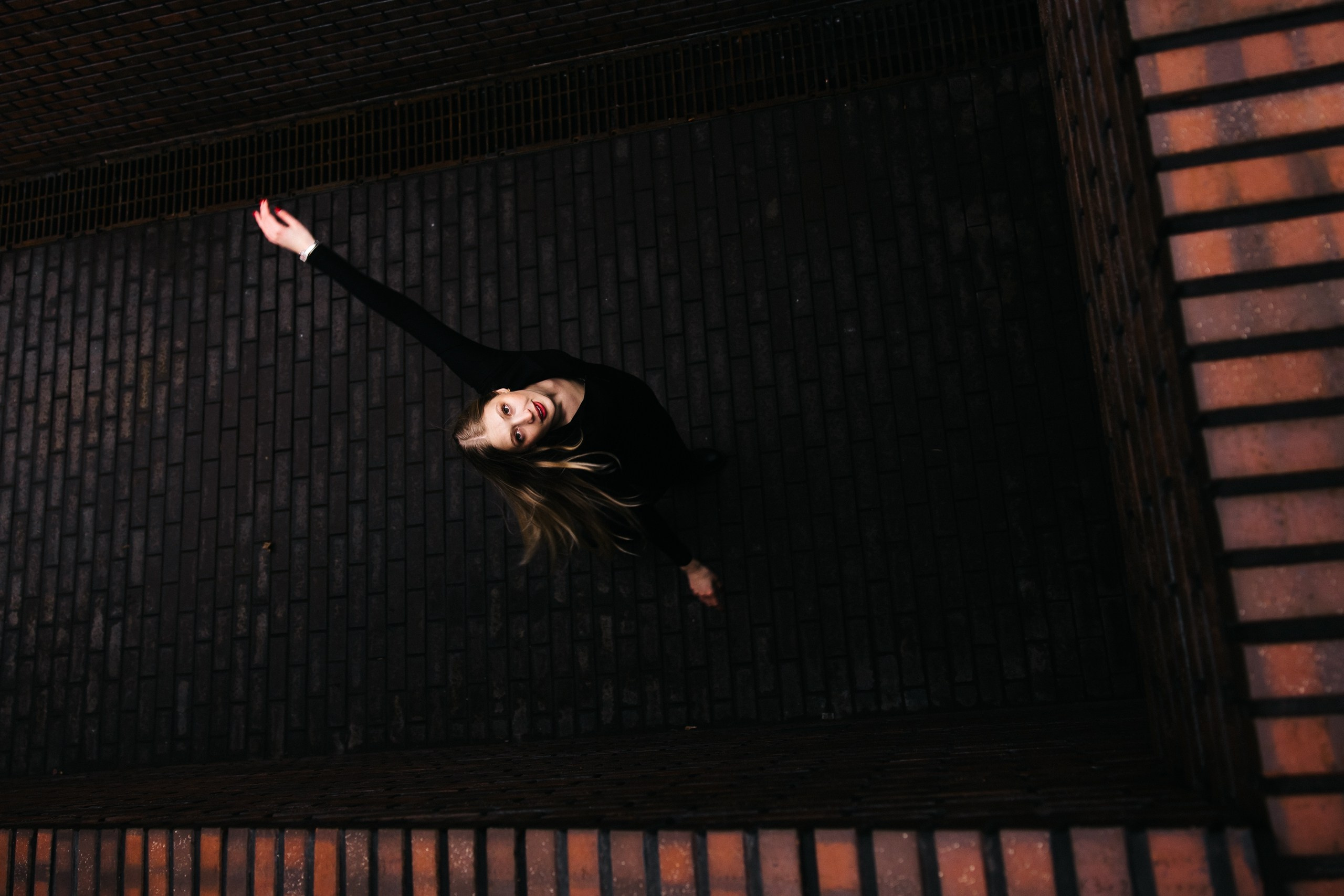 Аня в «Садовых кварталах». Александр Ченченко ака Саша Че. Свадебный, репортажный и портретный фотограф. Москва. Россия. Весь мир