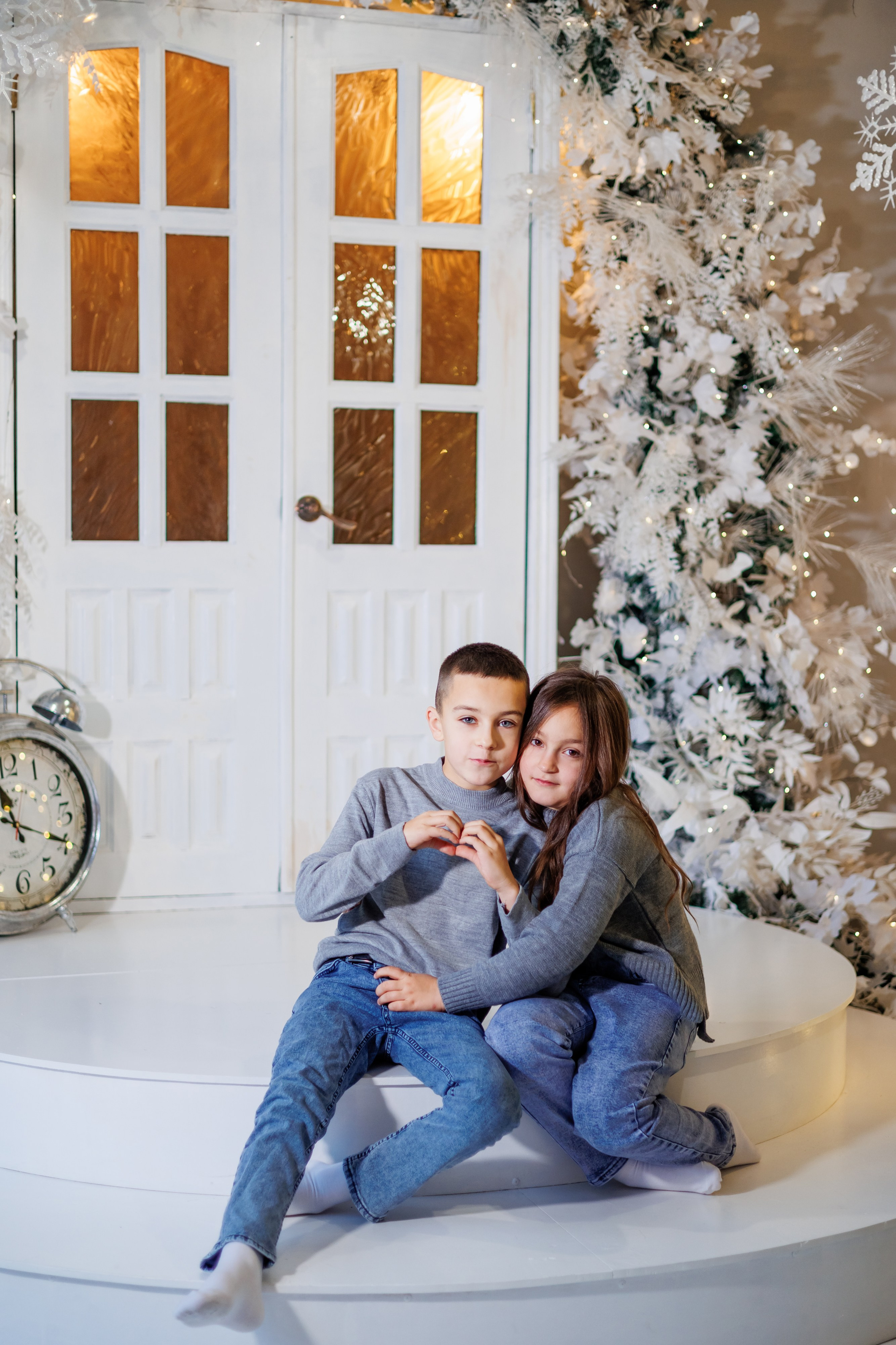 Дарья с детками Новый год25. Свадебный и семейный фотограф в Армавире