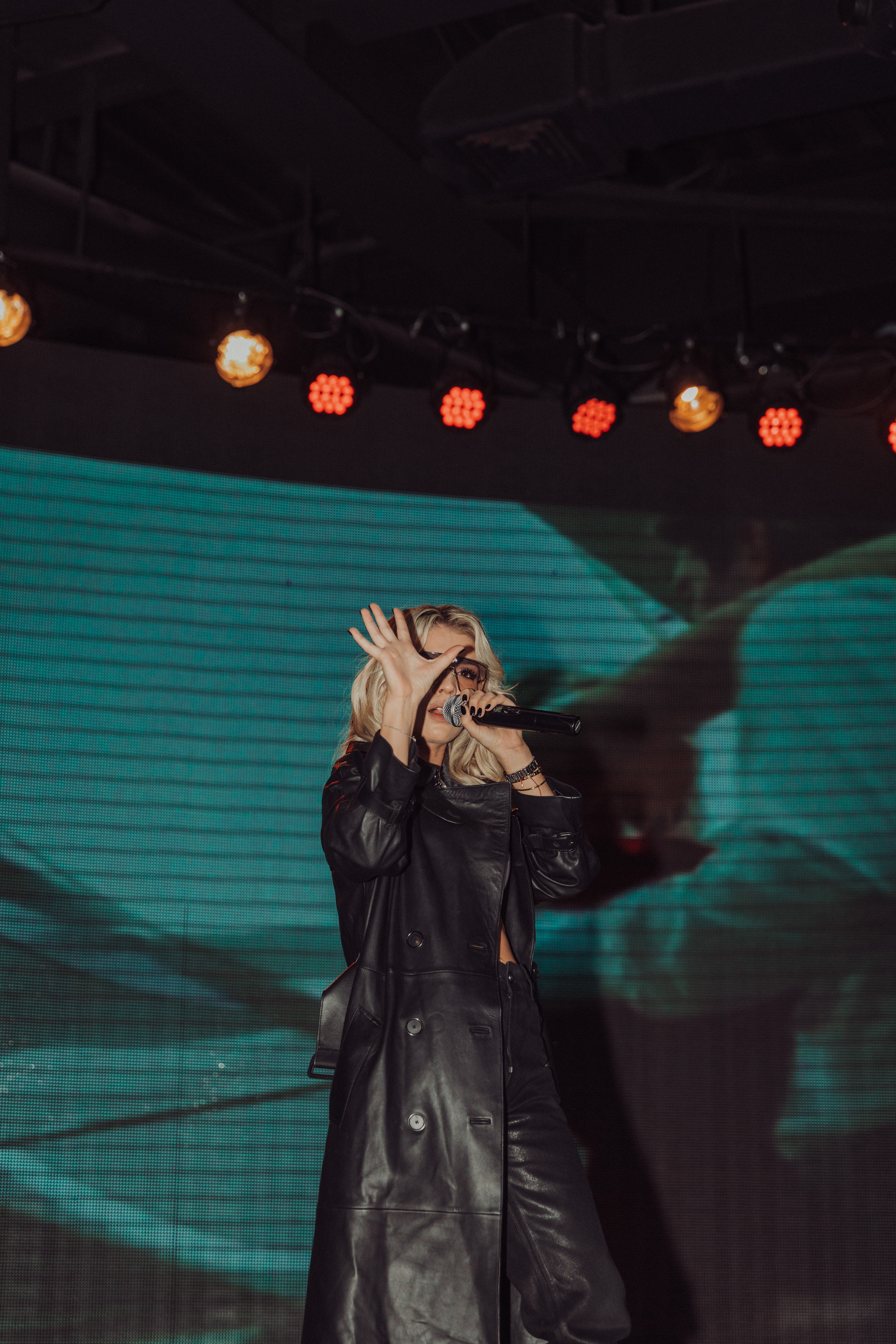 By Fashion Beaty: Человек года 2022 — ресторан Backstage. Фотограф и Видеограф в Москве Дарья Арсентьева