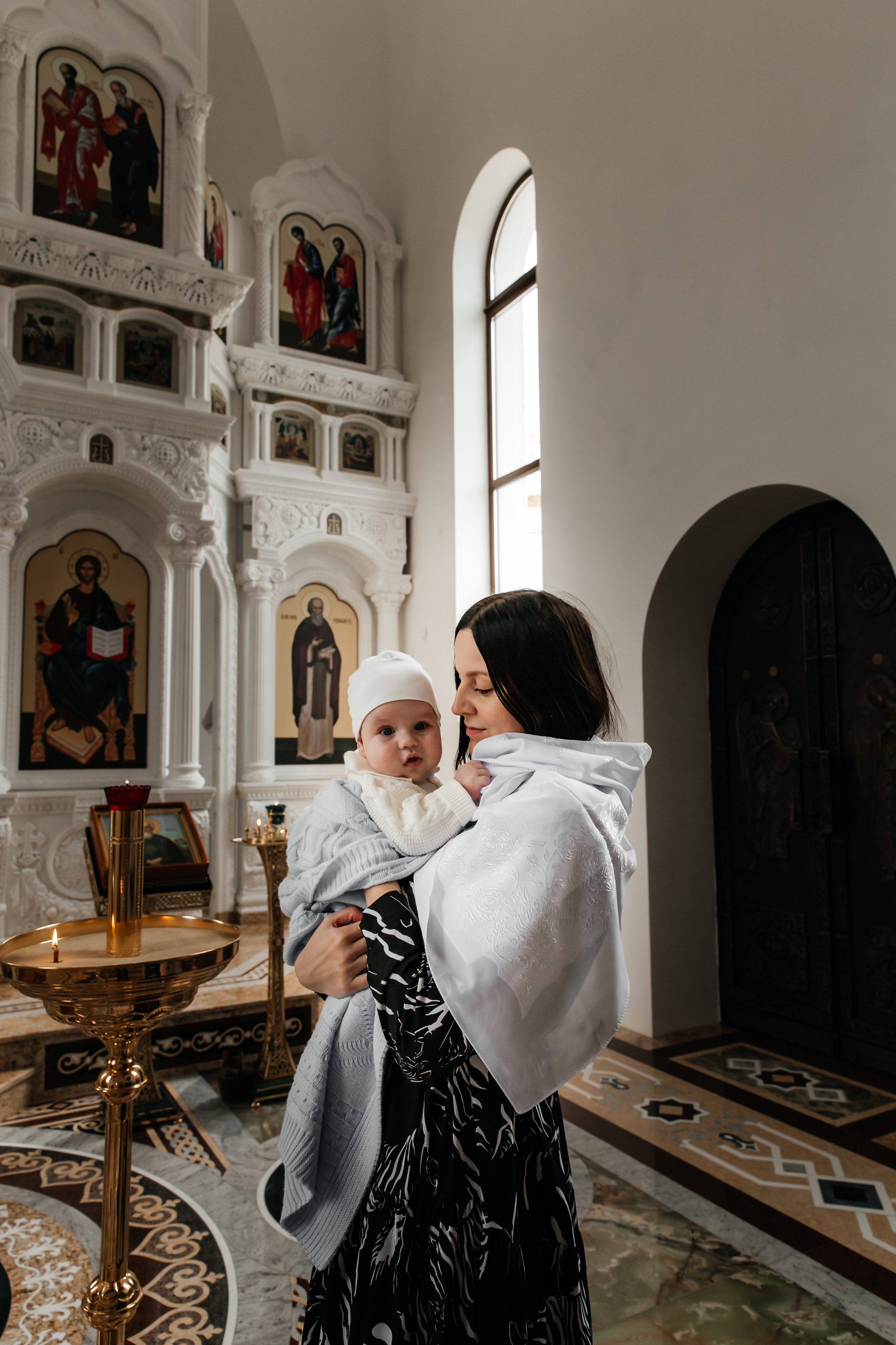 Фотосъёмка таинства крещения Крымск. Фотограф Любава Колесник. Выпускные альбомы в Крымском районе