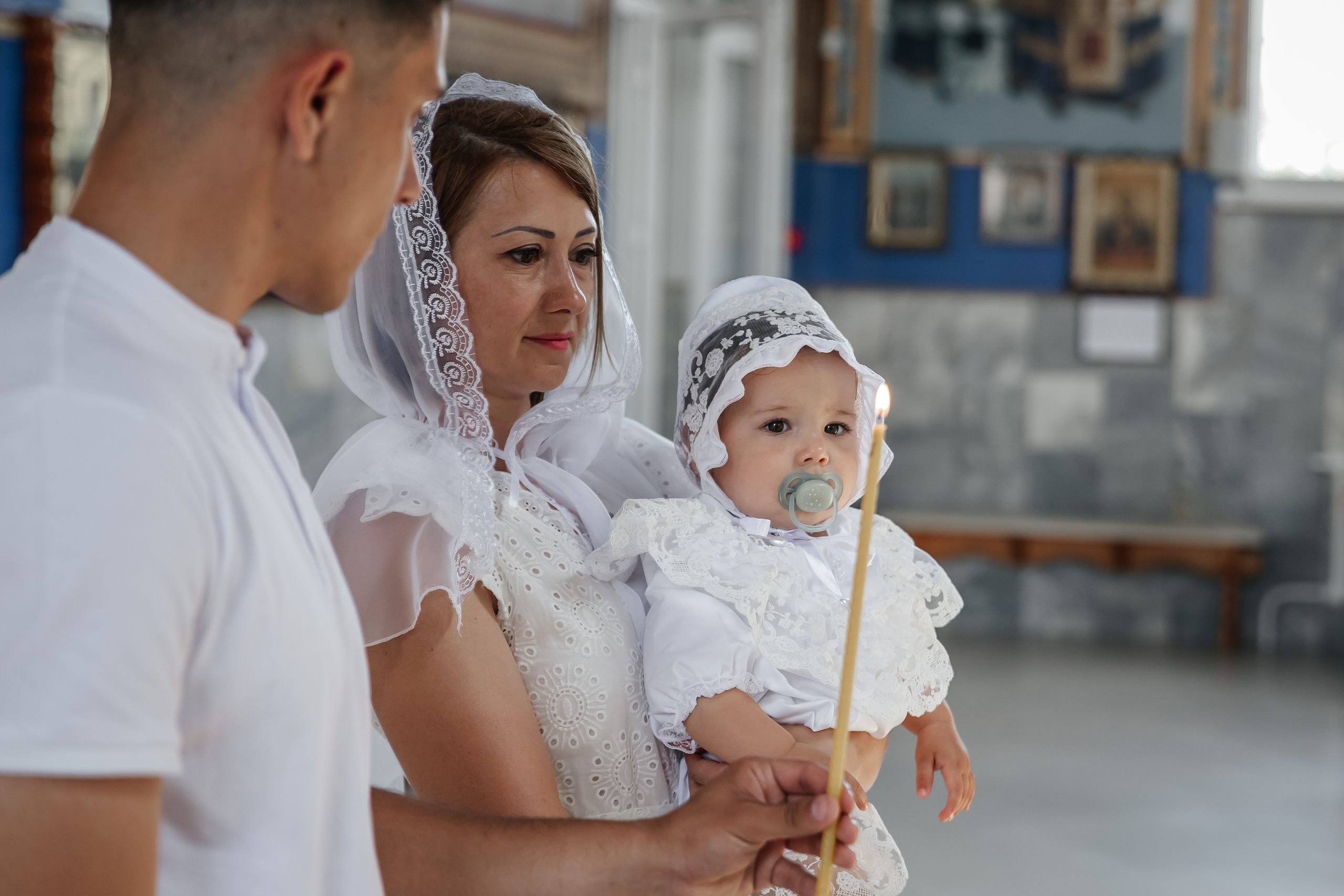 Фотосъёмка таинства крещения Крымск. Фотограф Любава Колесник. Выпускные альбомы в Крымском районе