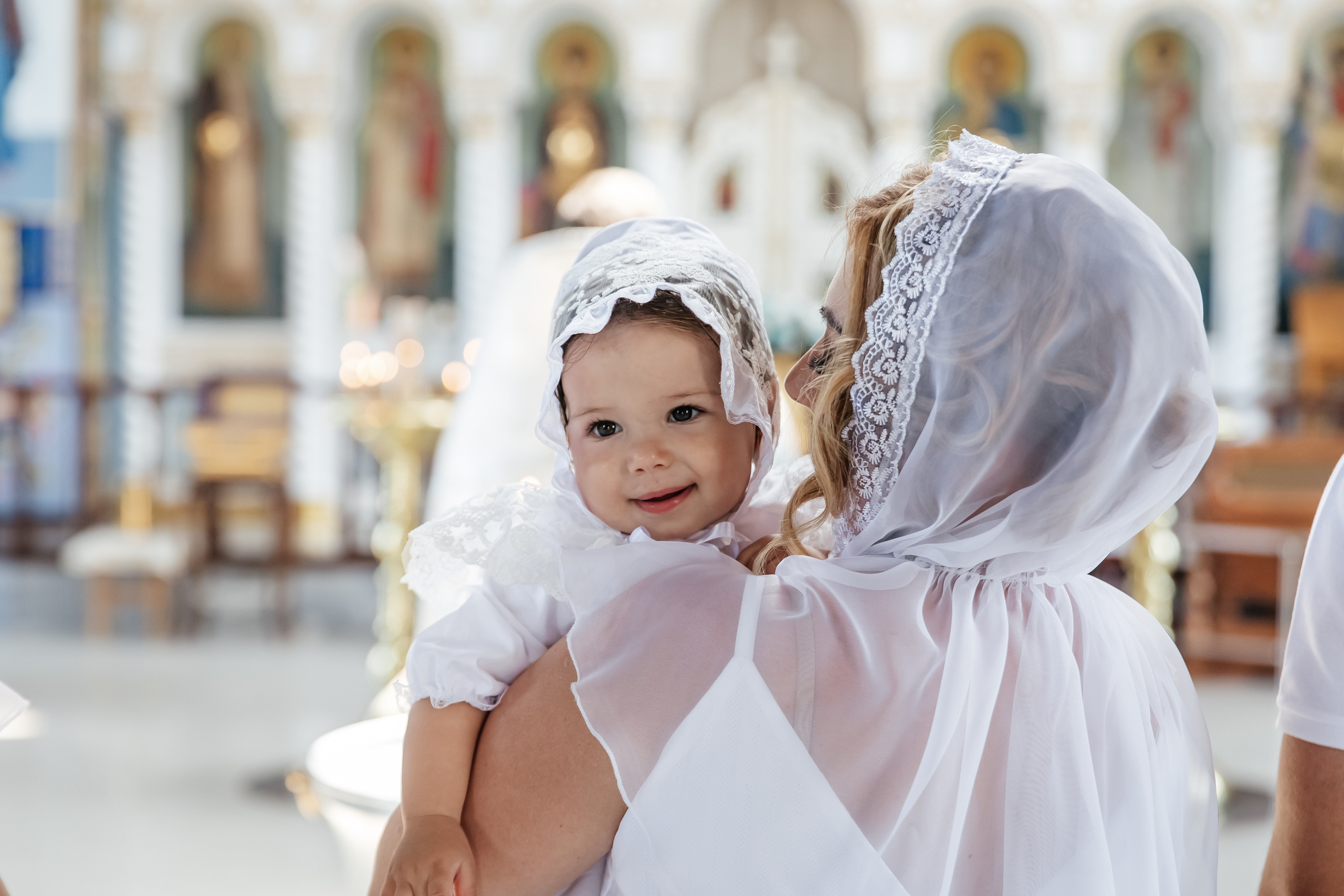 Фотосъёмка таинства крещения Крымск. Фотограф Любава Колесник. Выпускные альбомы в Крымском районе
