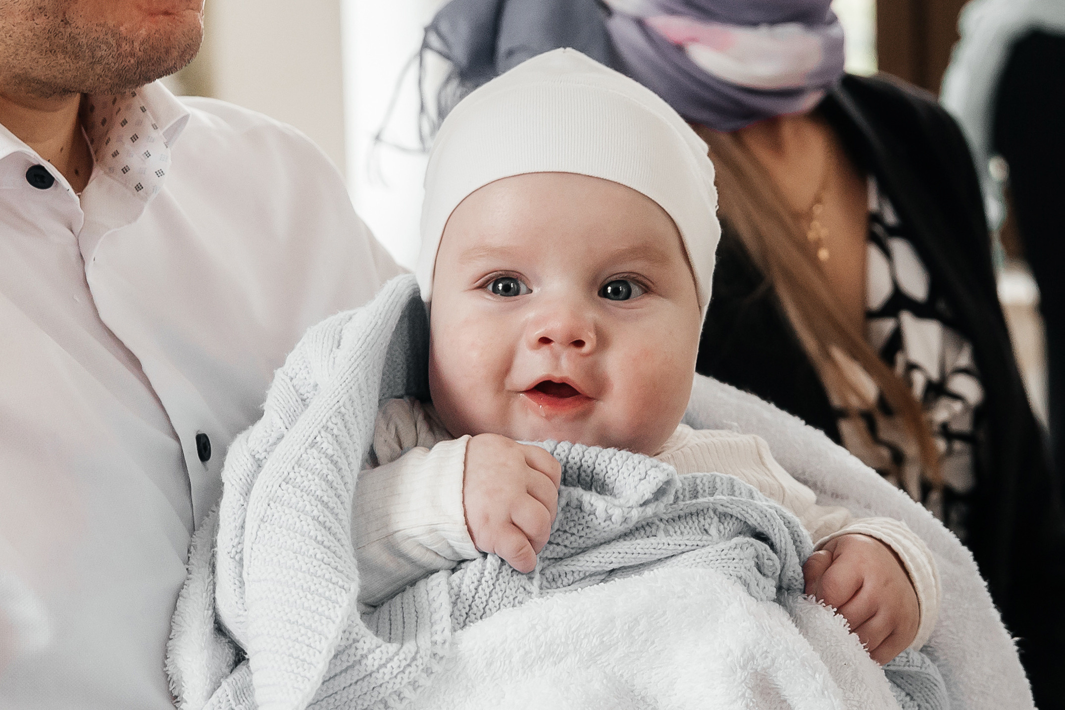 Фотосъёмка таинства крещения Крымск. Фотограф Любава Колесник. Выпускные альбомы в Крымском районе