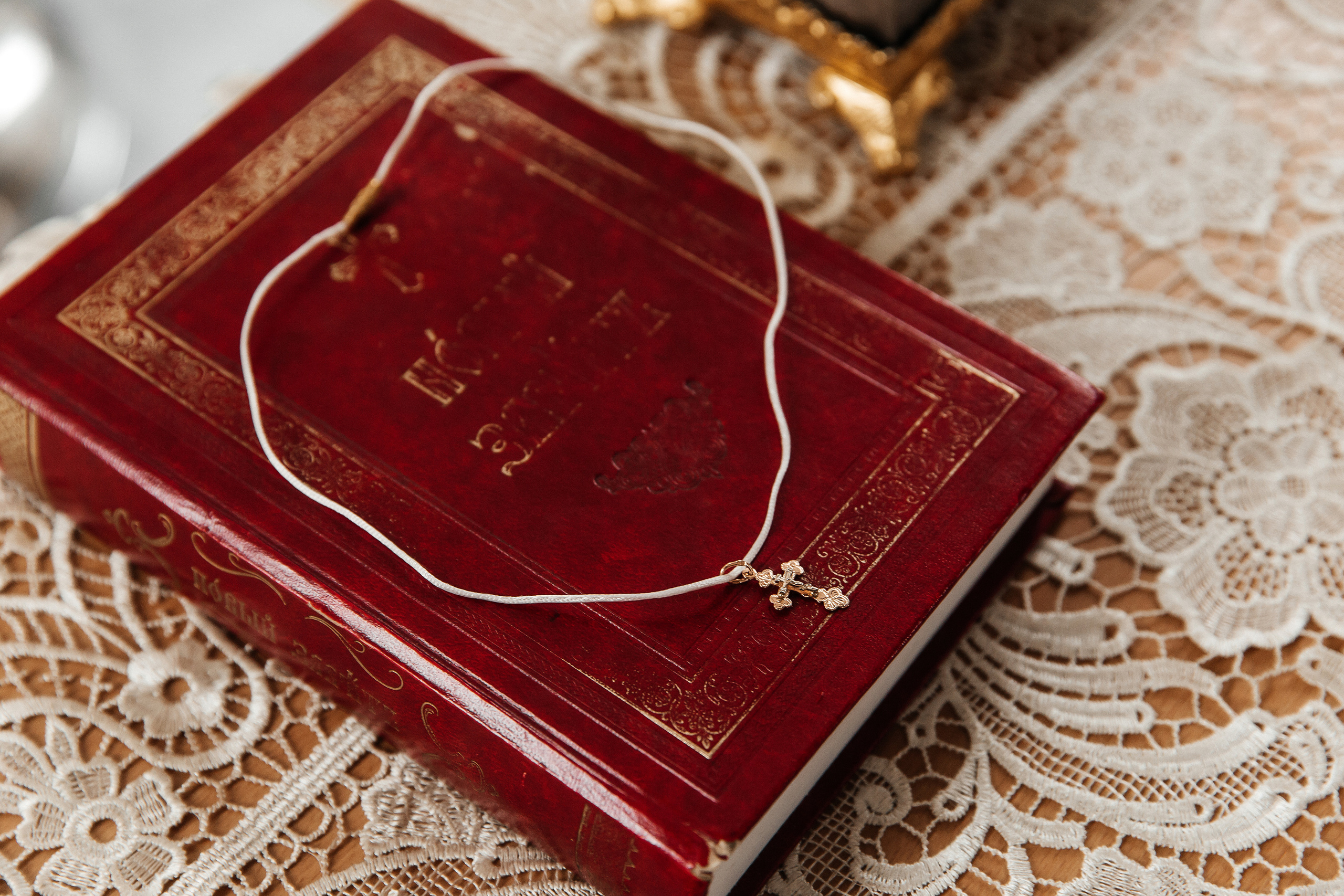 Фотосъёмка таинства крещения Крымск. Фотограф Любава Колесник. Выпускные альбомы в Крымском районе