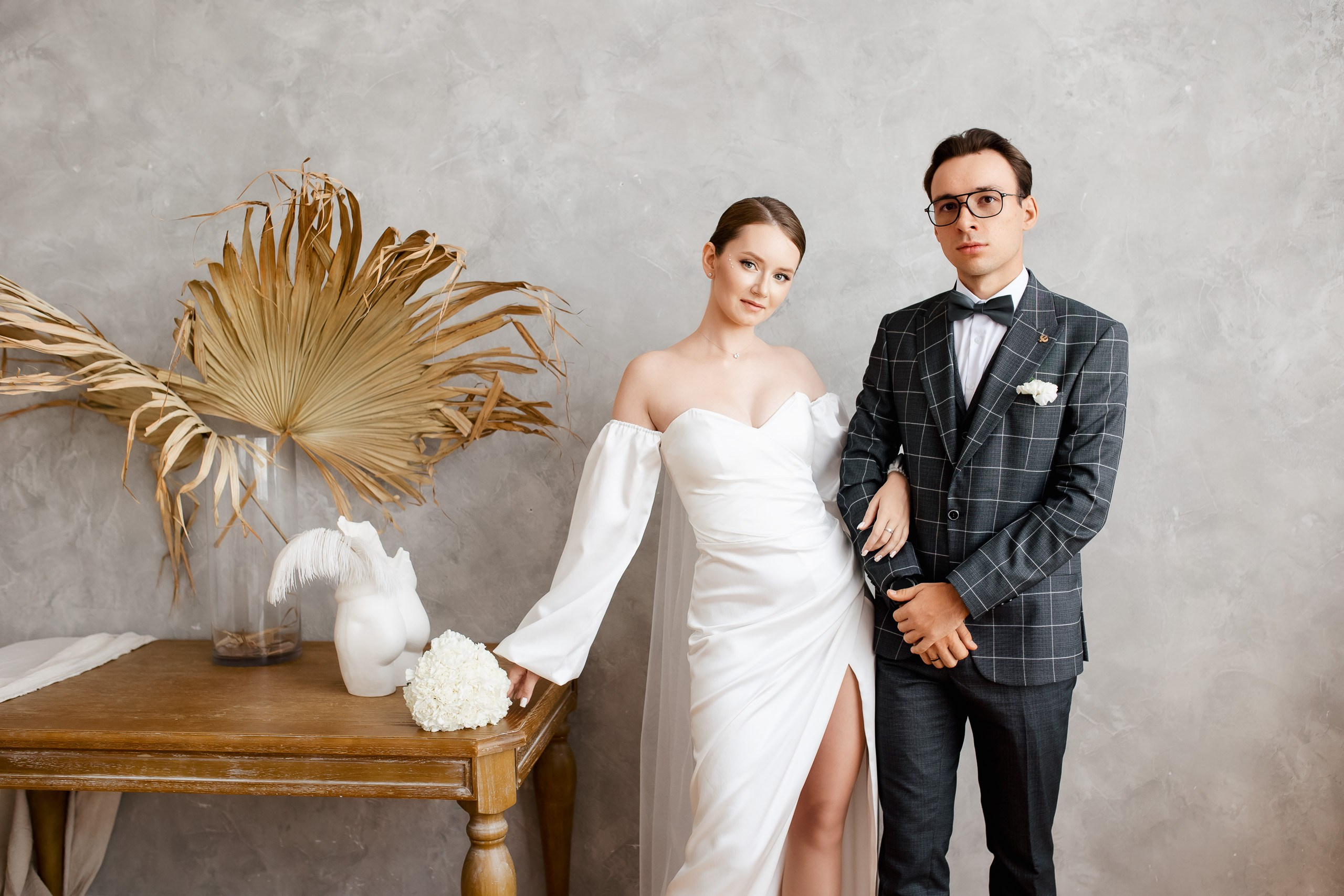 Иван и Кристина. Студийный час. Свадебный фотограф в Хабаровске