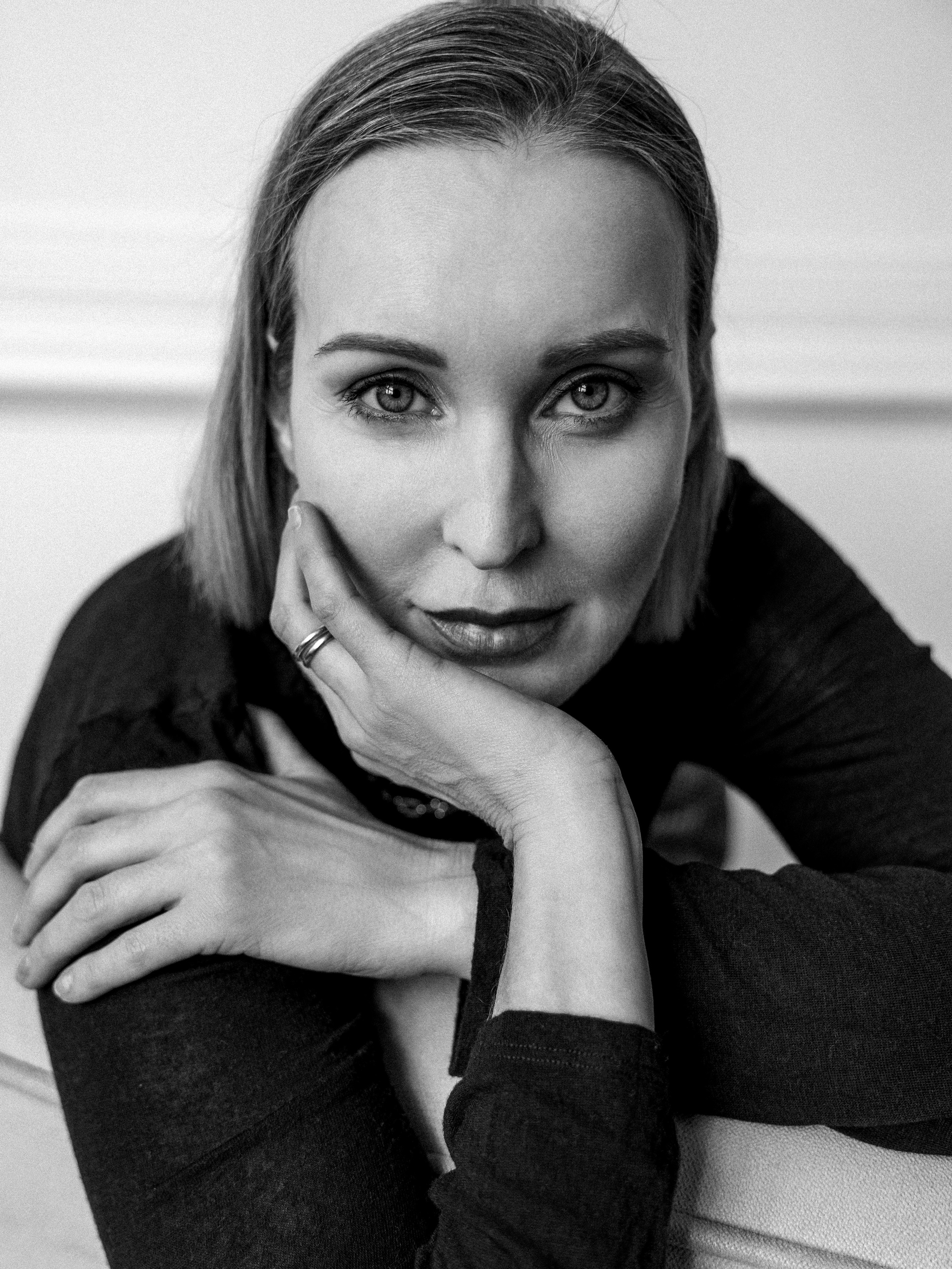 Портретный фотограф в Москве — Янка Шемшурова