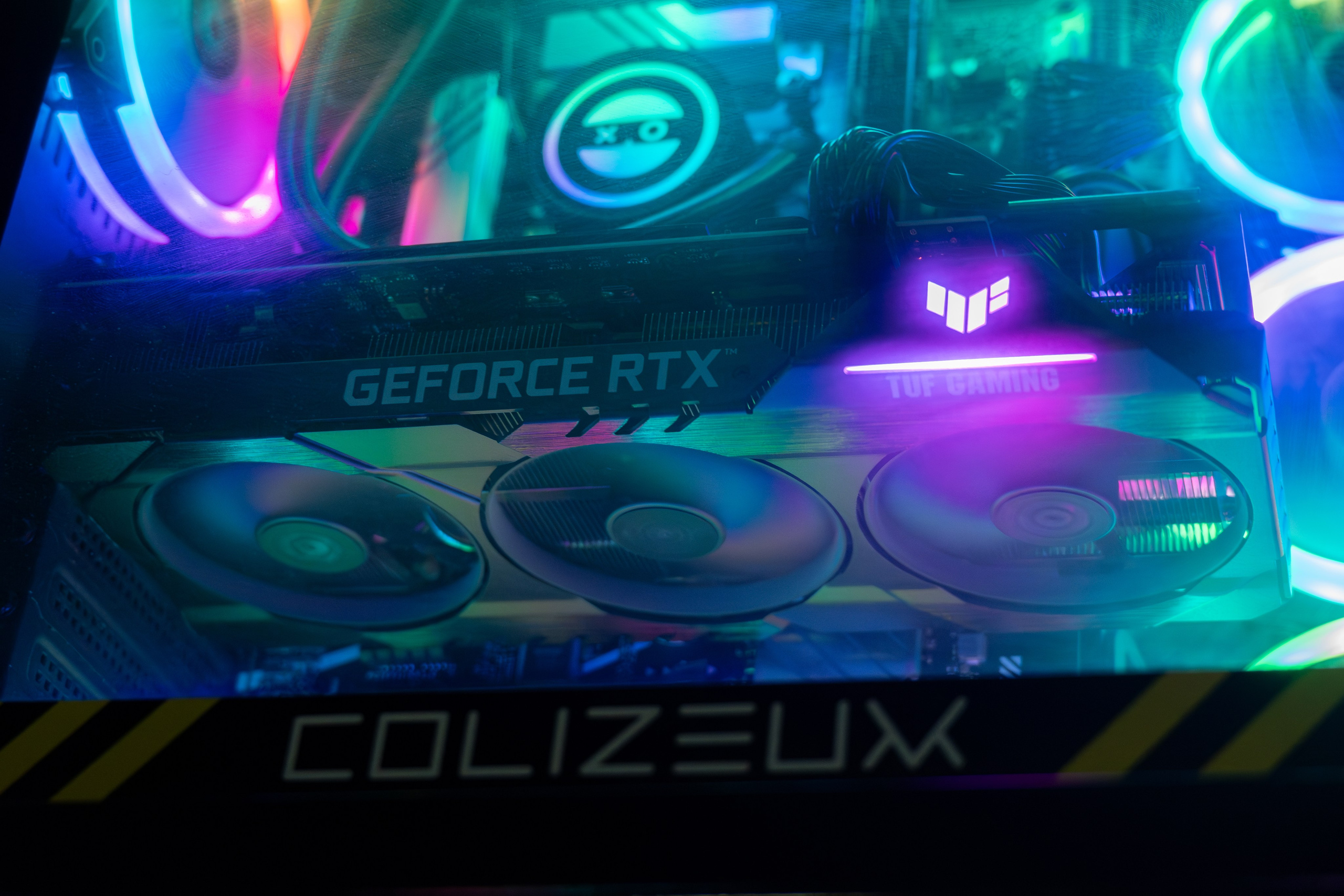 Репортаж в киберспортивном клубе Kolizeum. Фотограф мероприятий в Москве