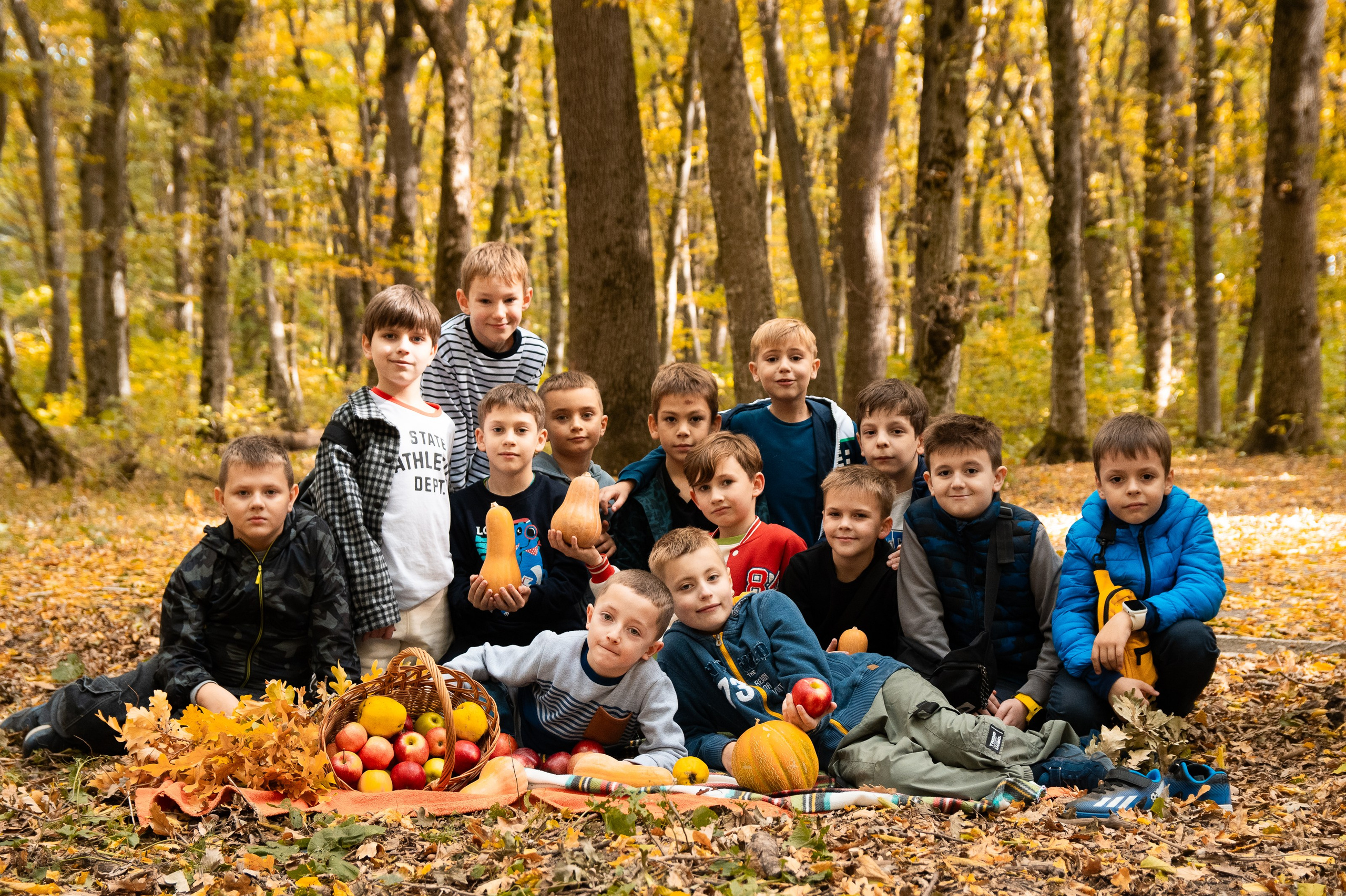 Школьная осенняя фотосессия. Репортажный фотограф в Ставрополе