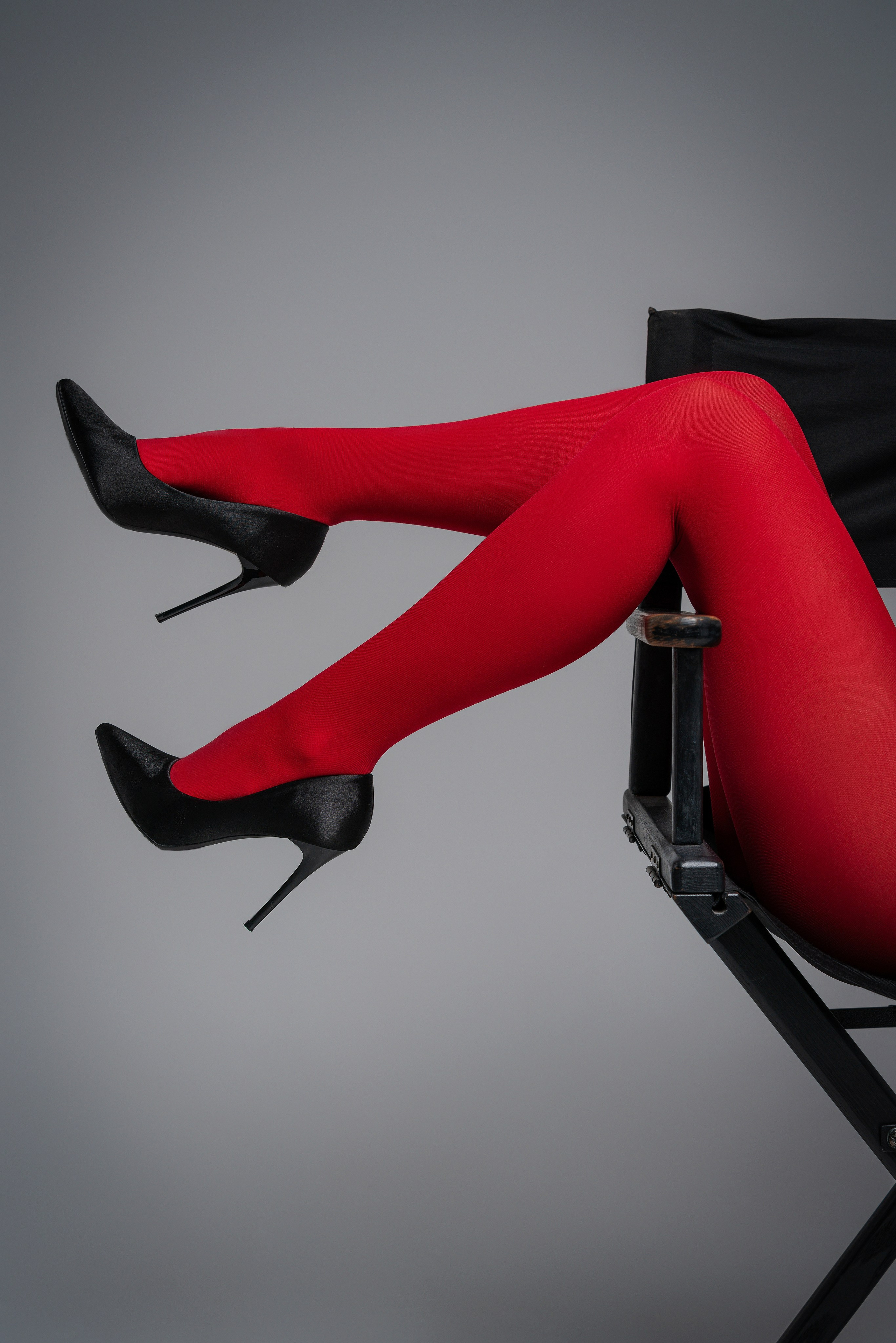 Стильная женская фотоссесия в студии