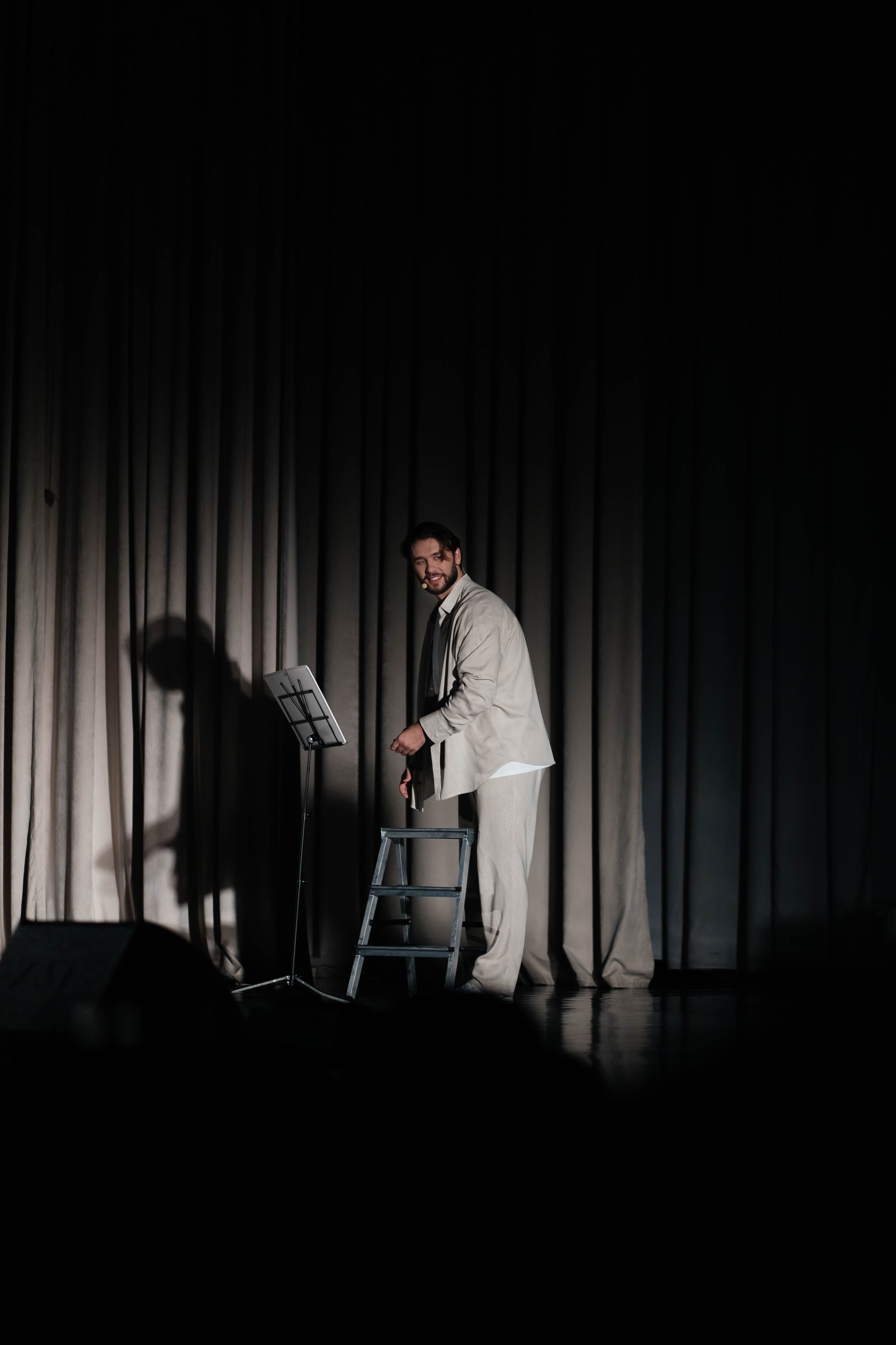 НИТЬЯ " В объятьях неба». Женский фотограф в Оренбурге Ирина Заводчикова