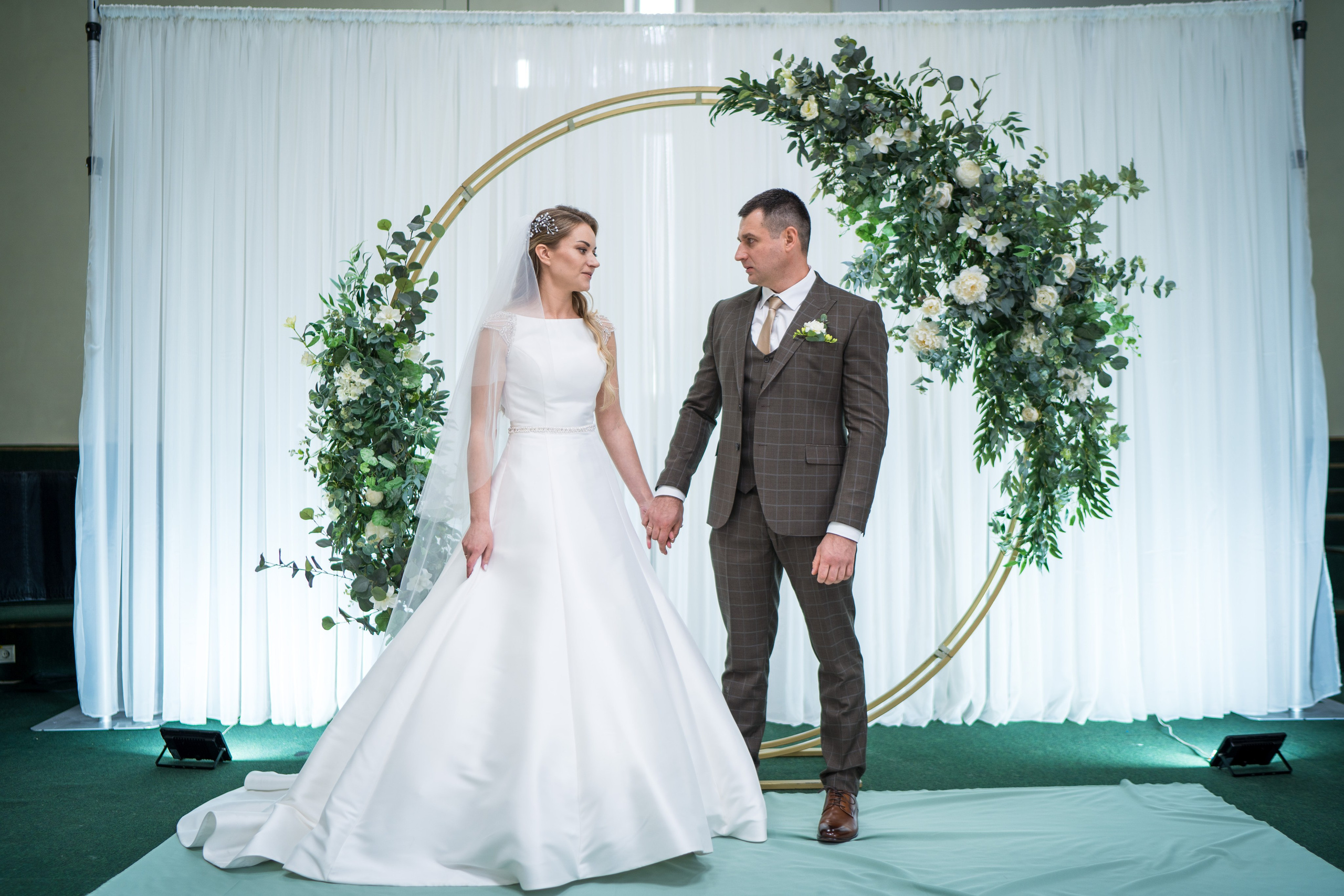 Фотосъемка венчания в Москве. Каталожная и промышленная съемка в Москве Александр Плонский