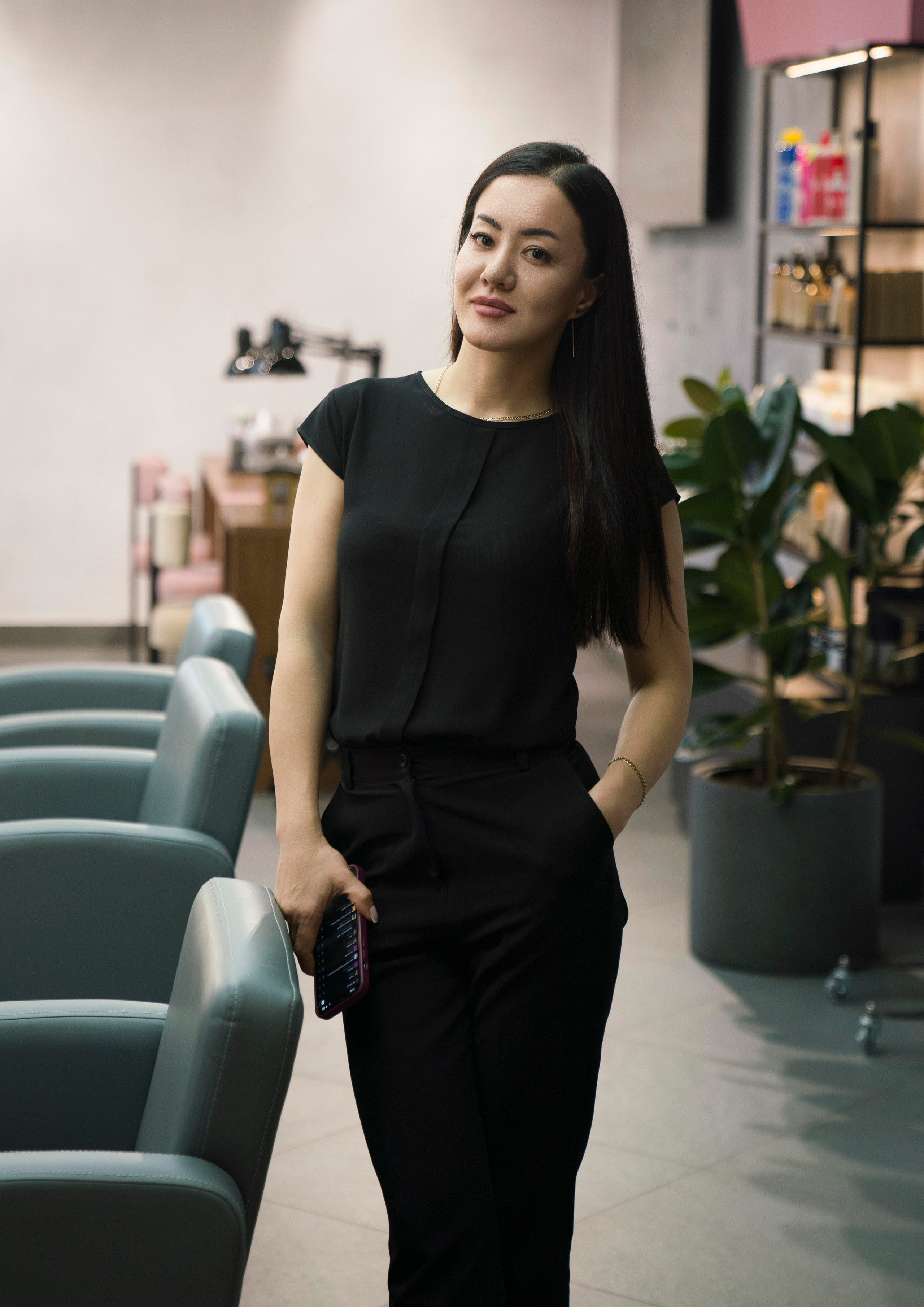 Деловой портрет в студии. Портретный фотограф Павел Бахирев. Москва